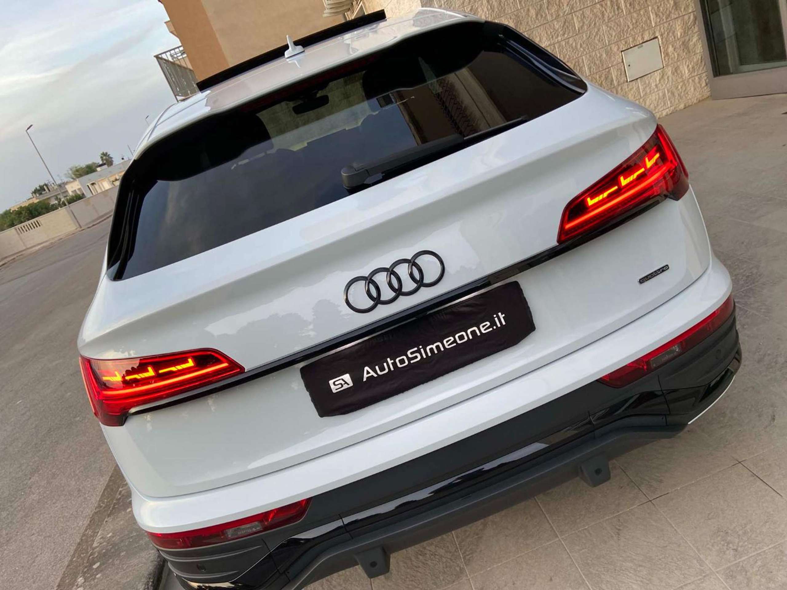 Audi - Q5