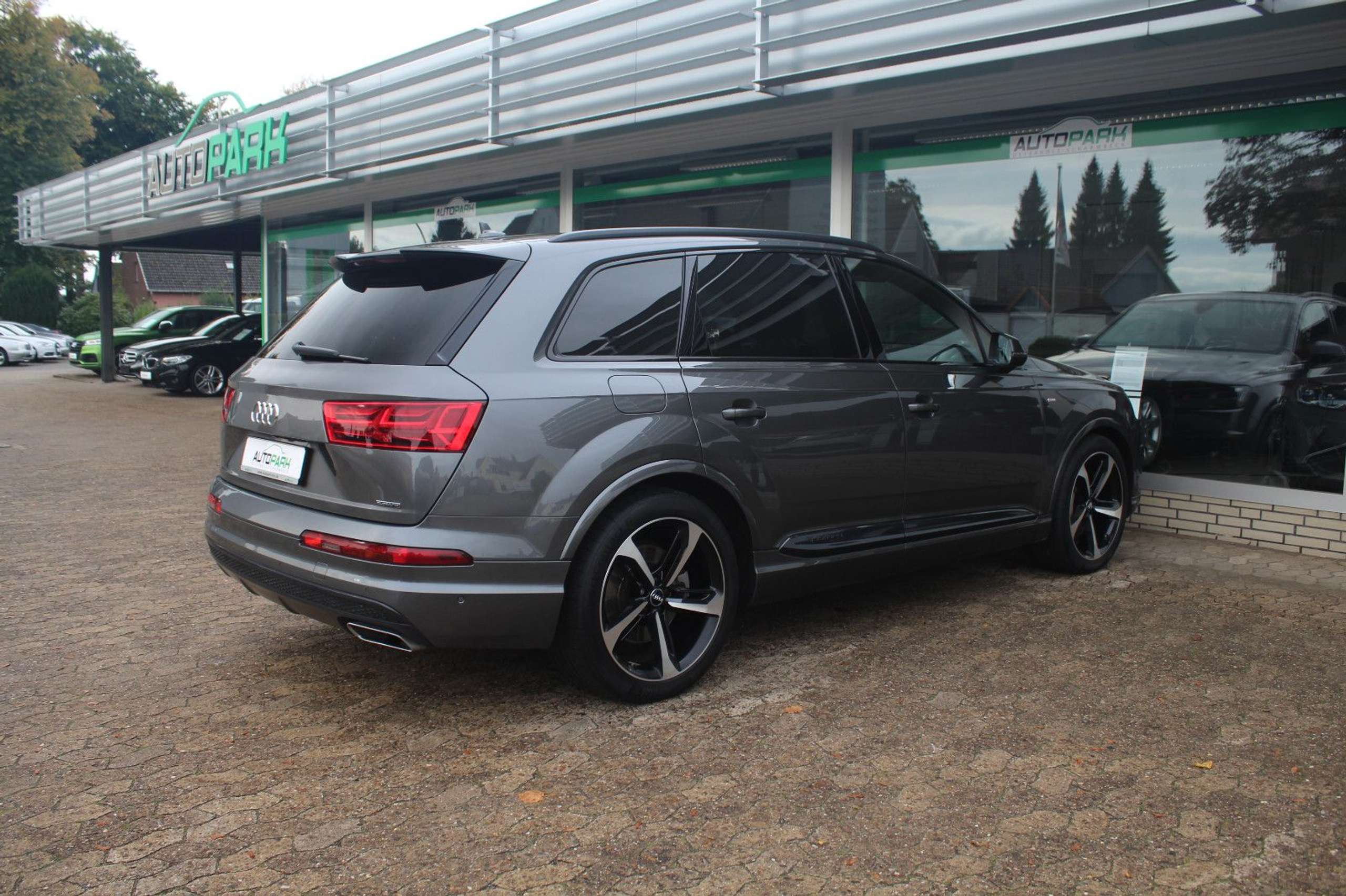 Audi - Q7