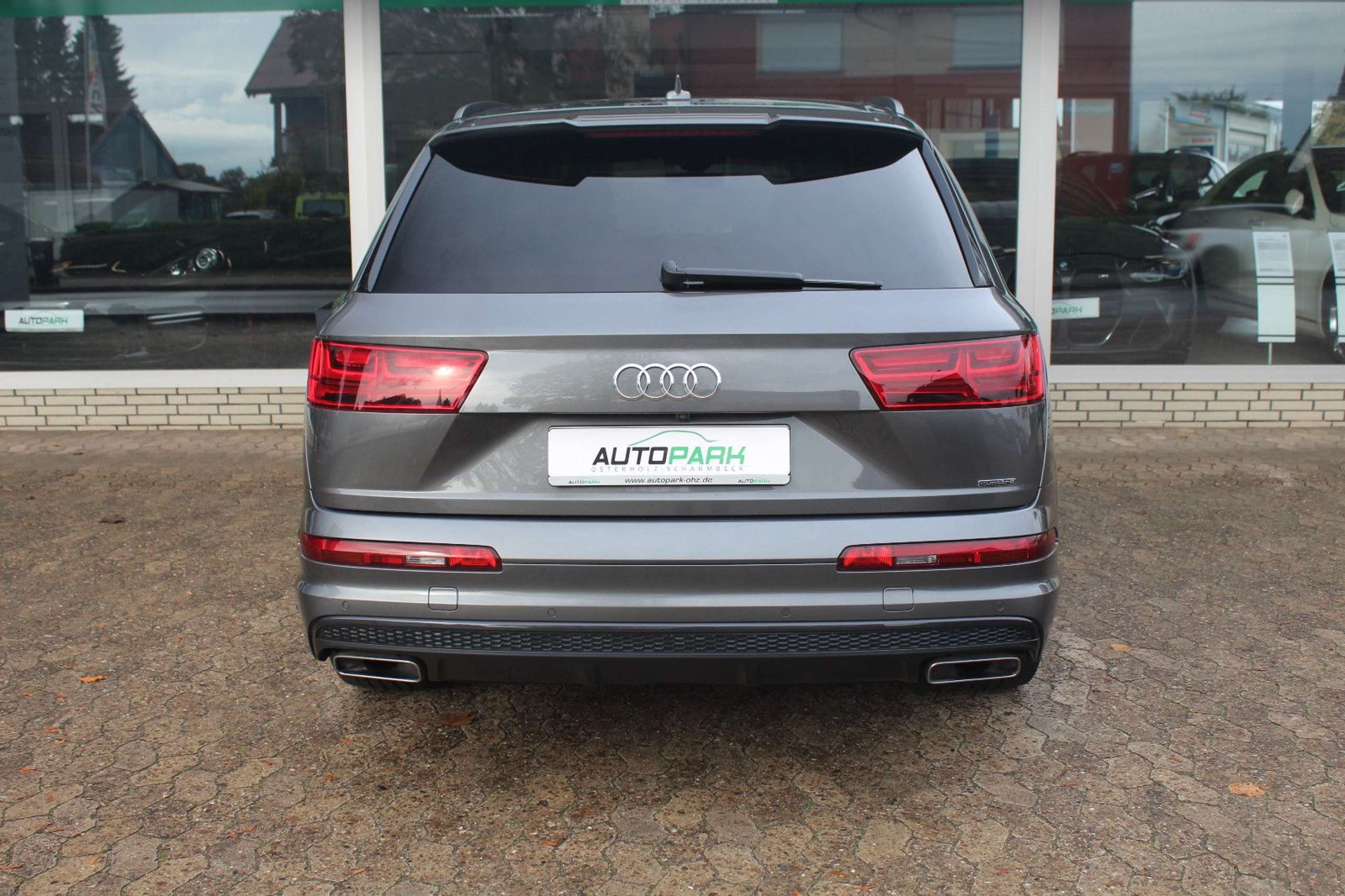 Audi - Q7