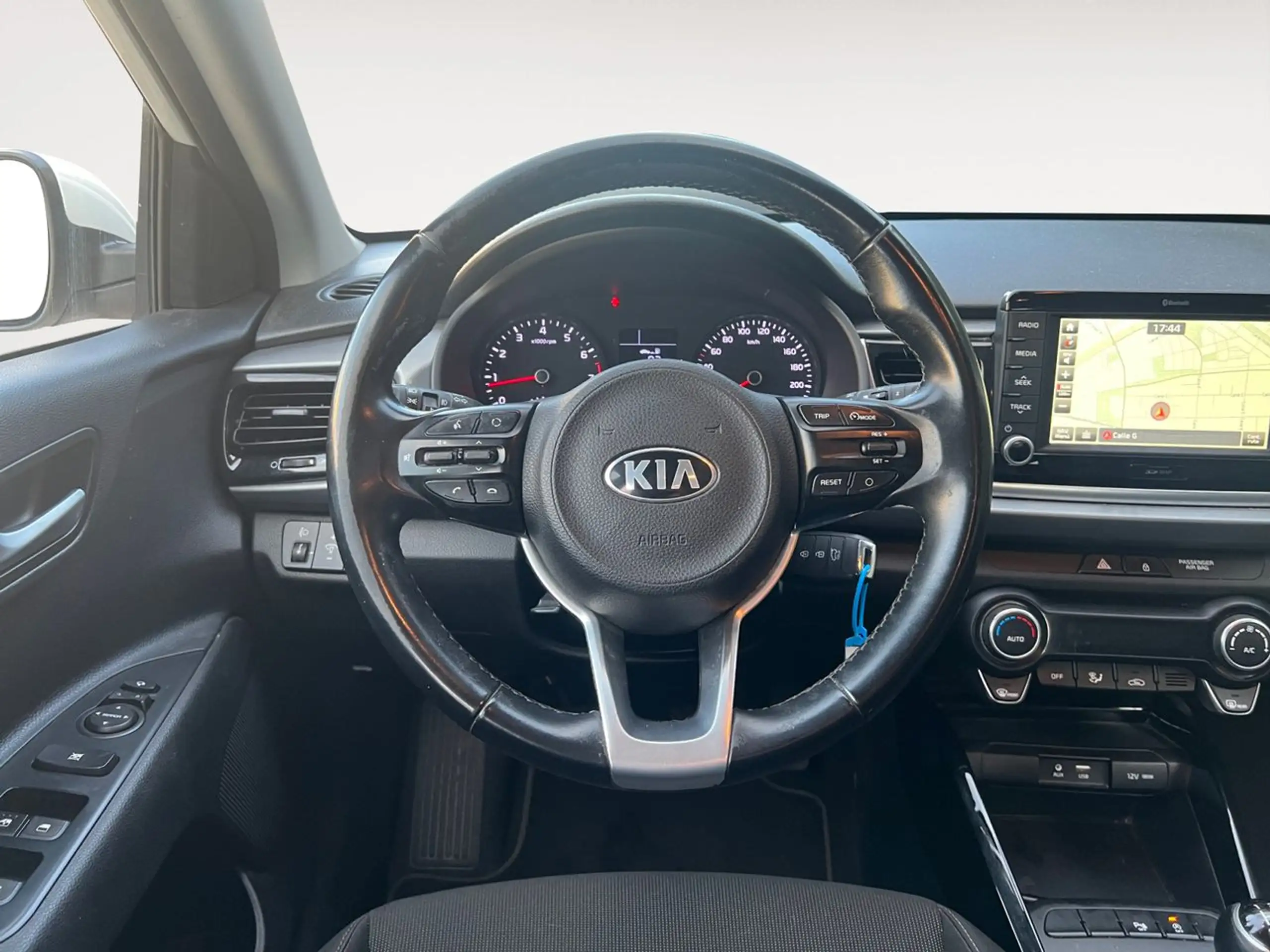 Kia - Rio