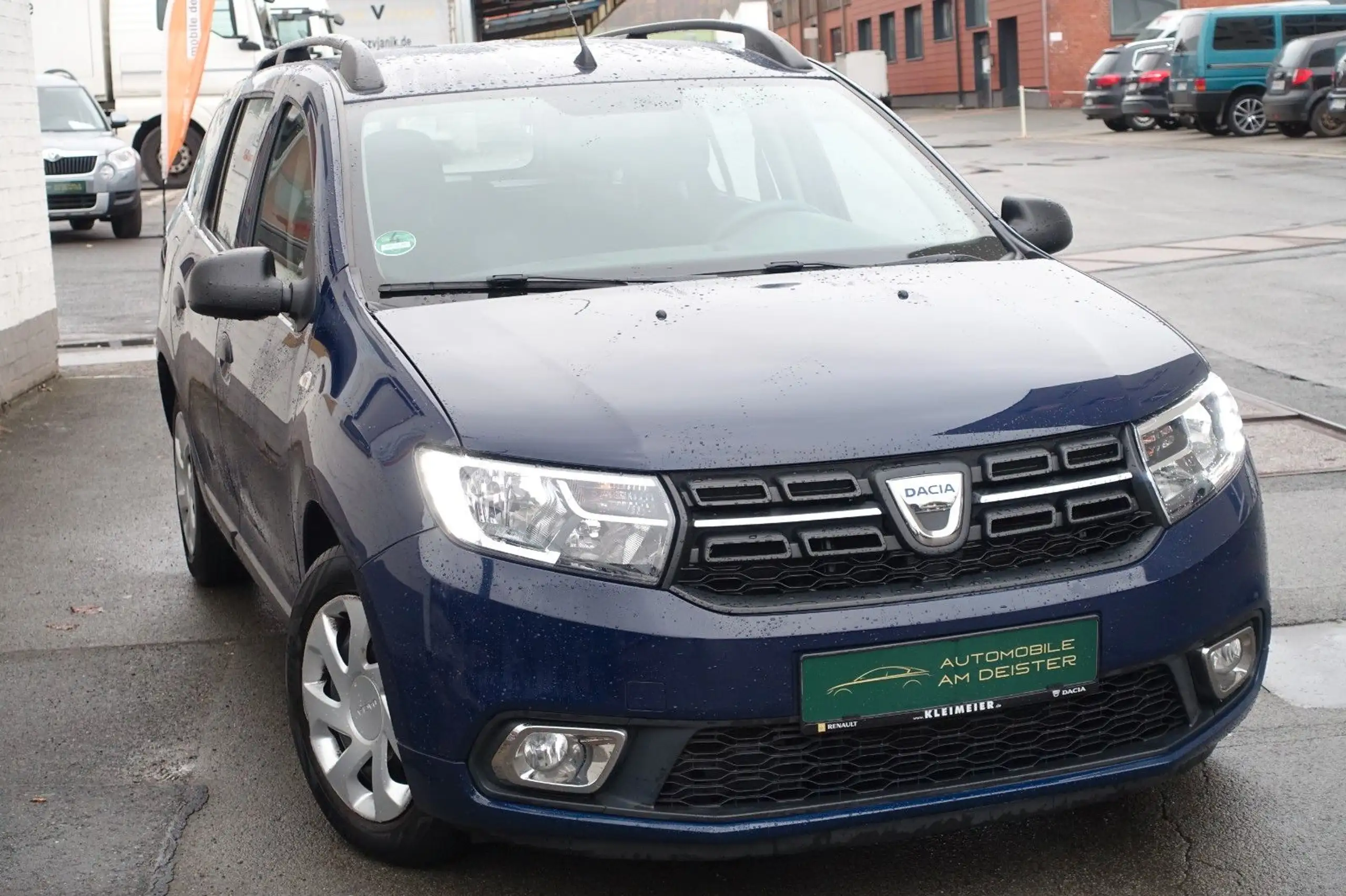 Dacia - Logan