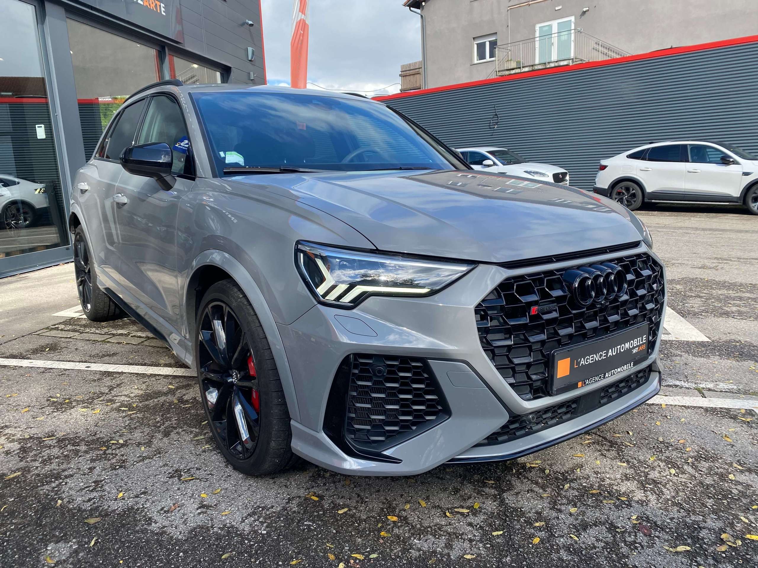 Audi - RS Q3