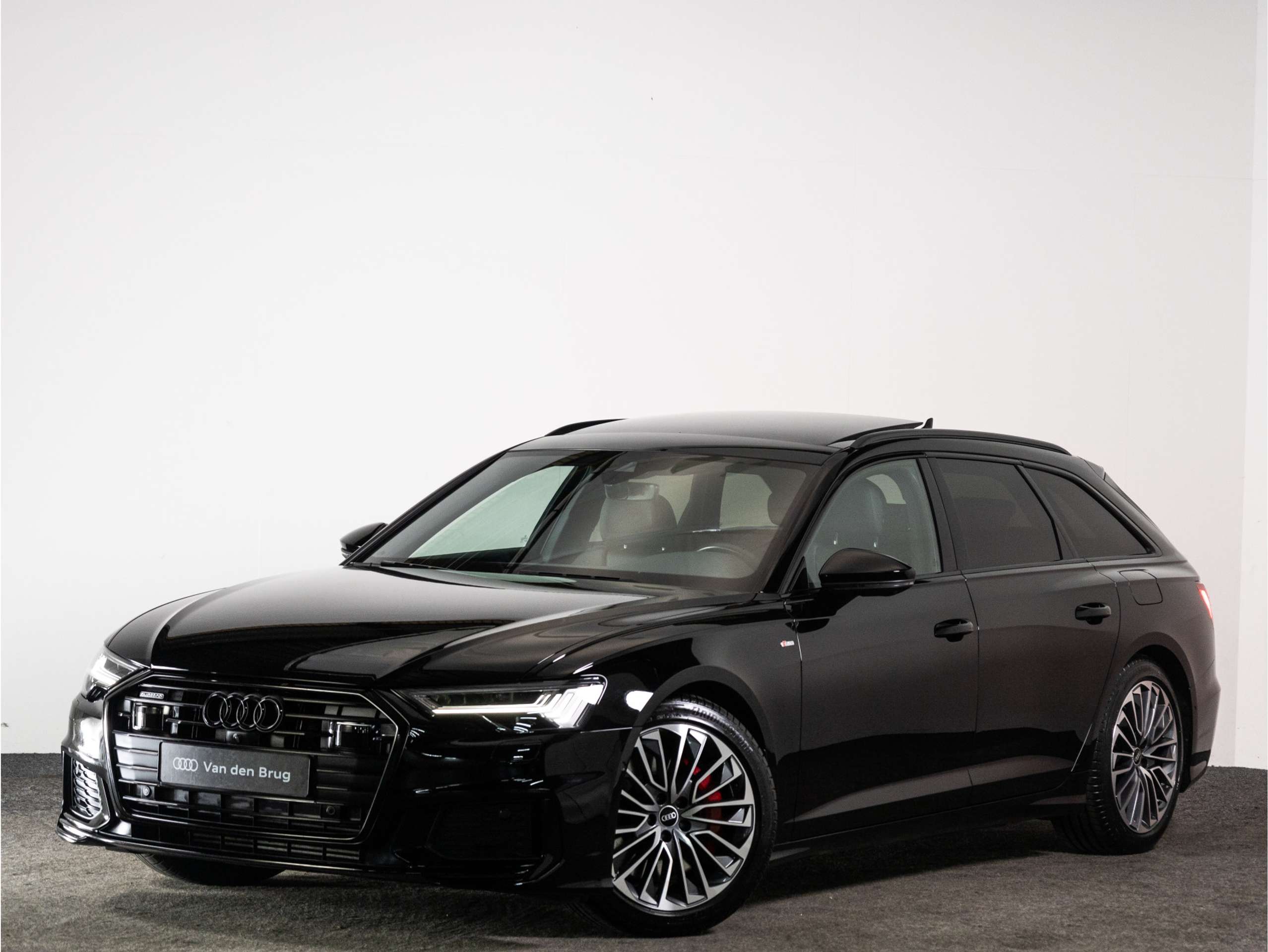 Audi - A6