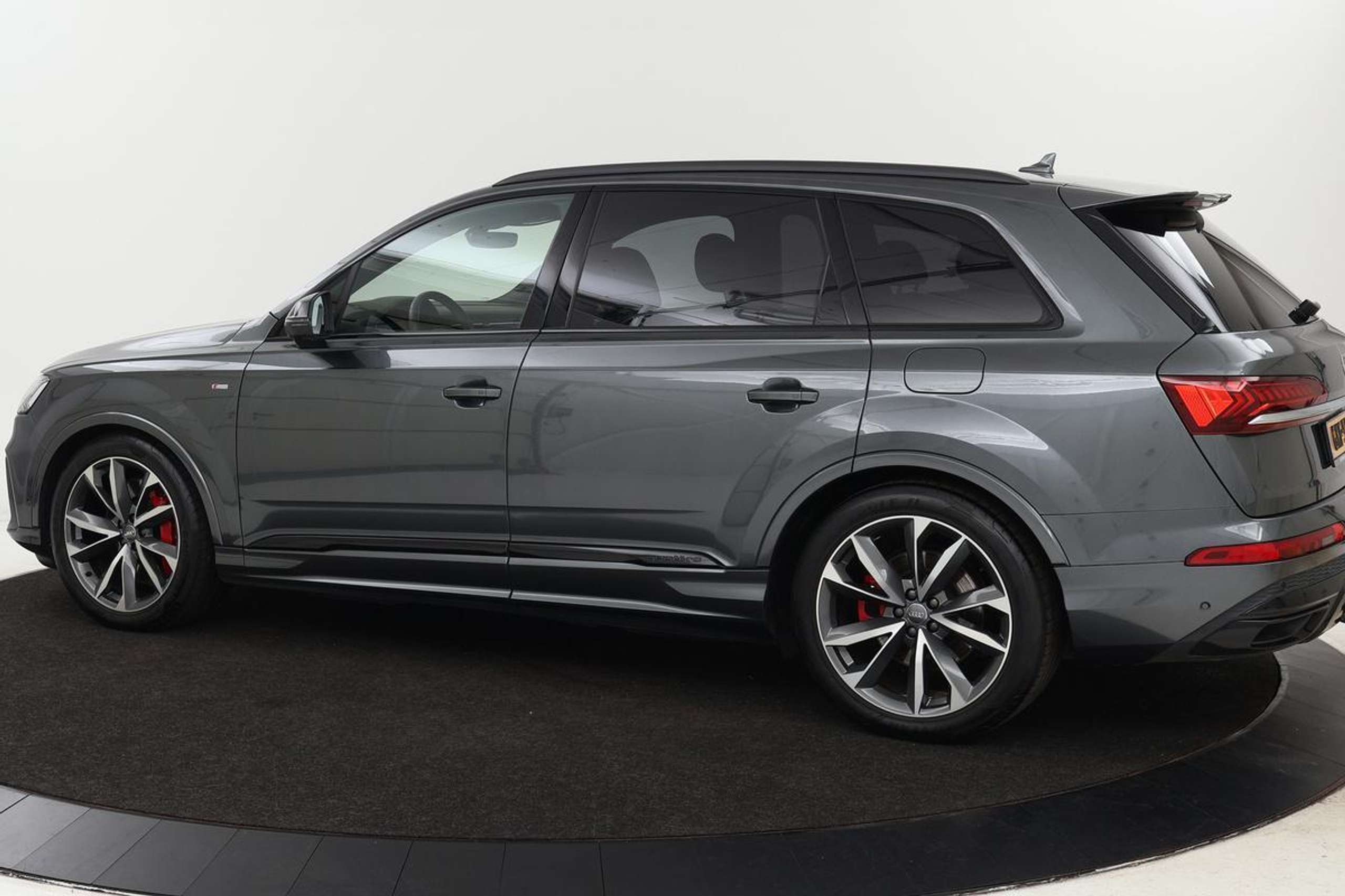 Audi - Q7