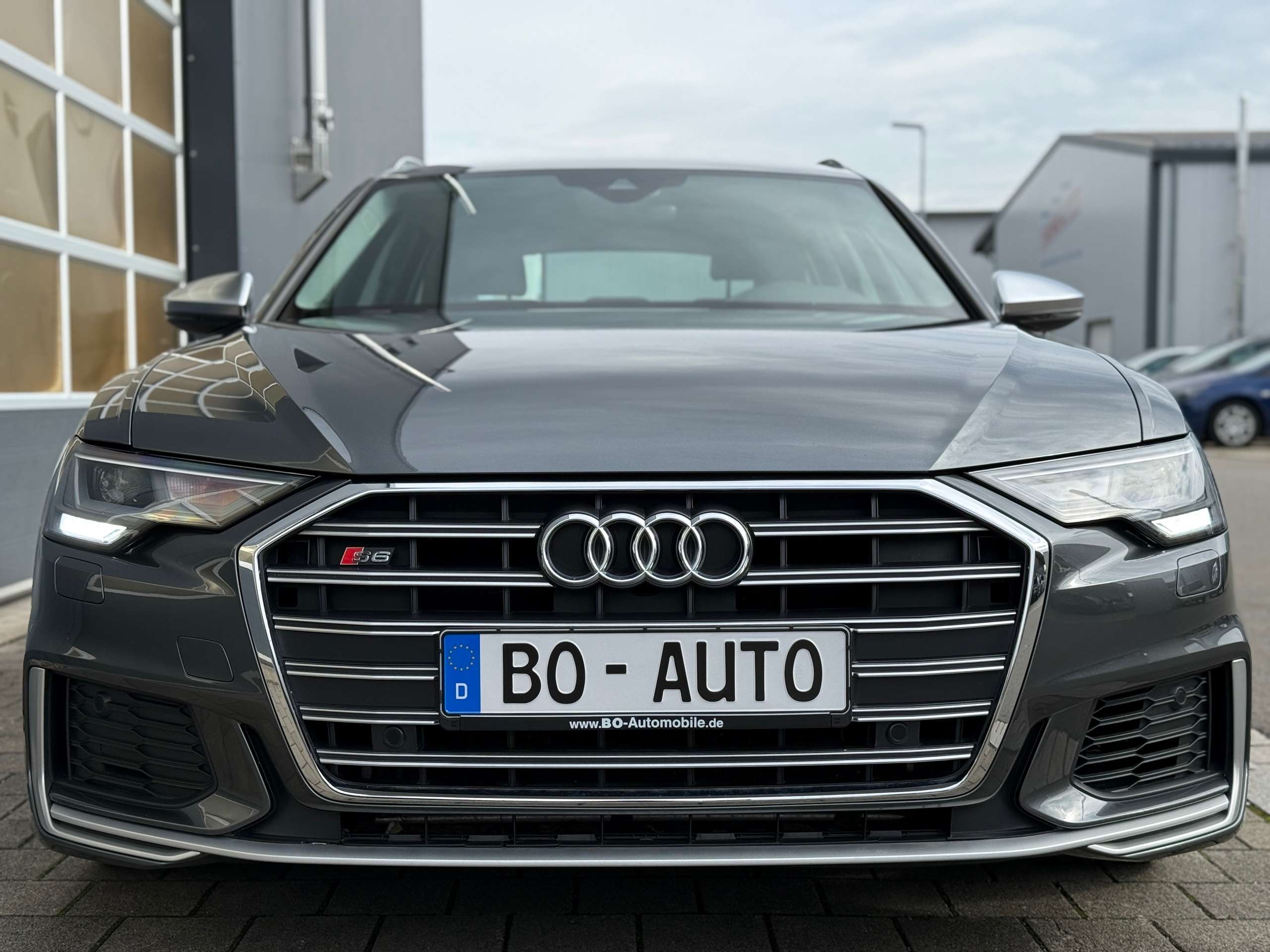 Audi - S6