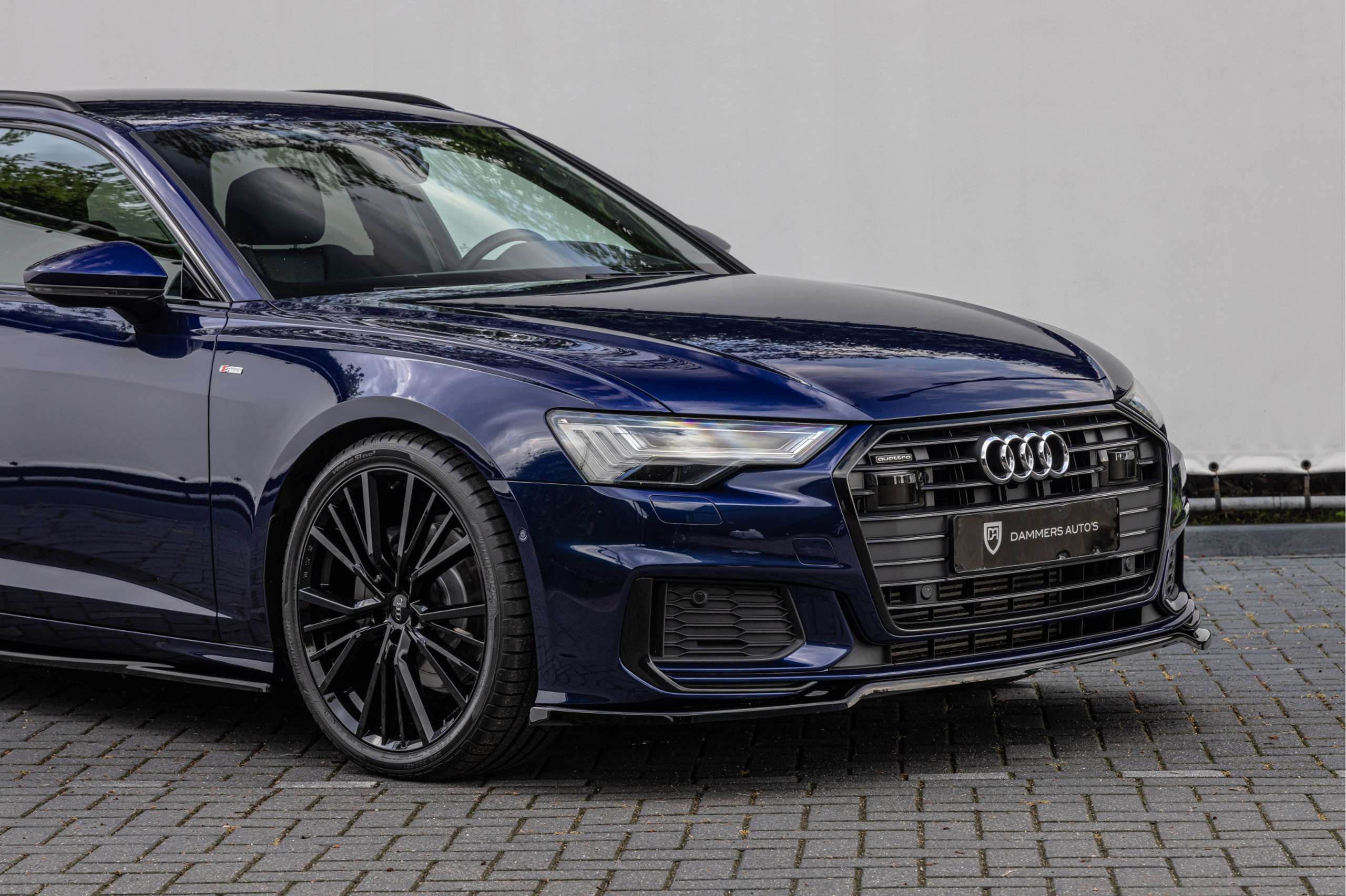 Audi - A6