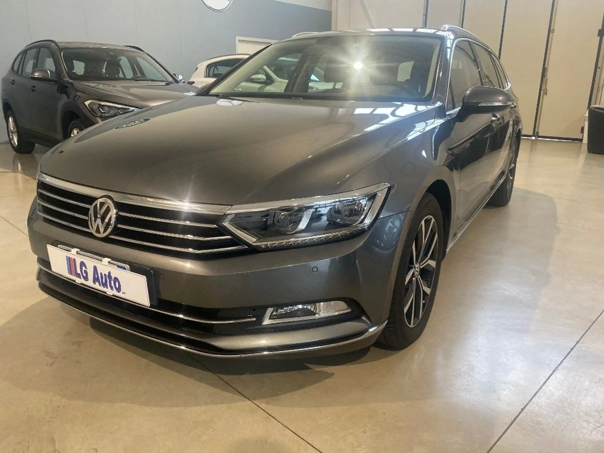 Volkswagen - Passat Variant