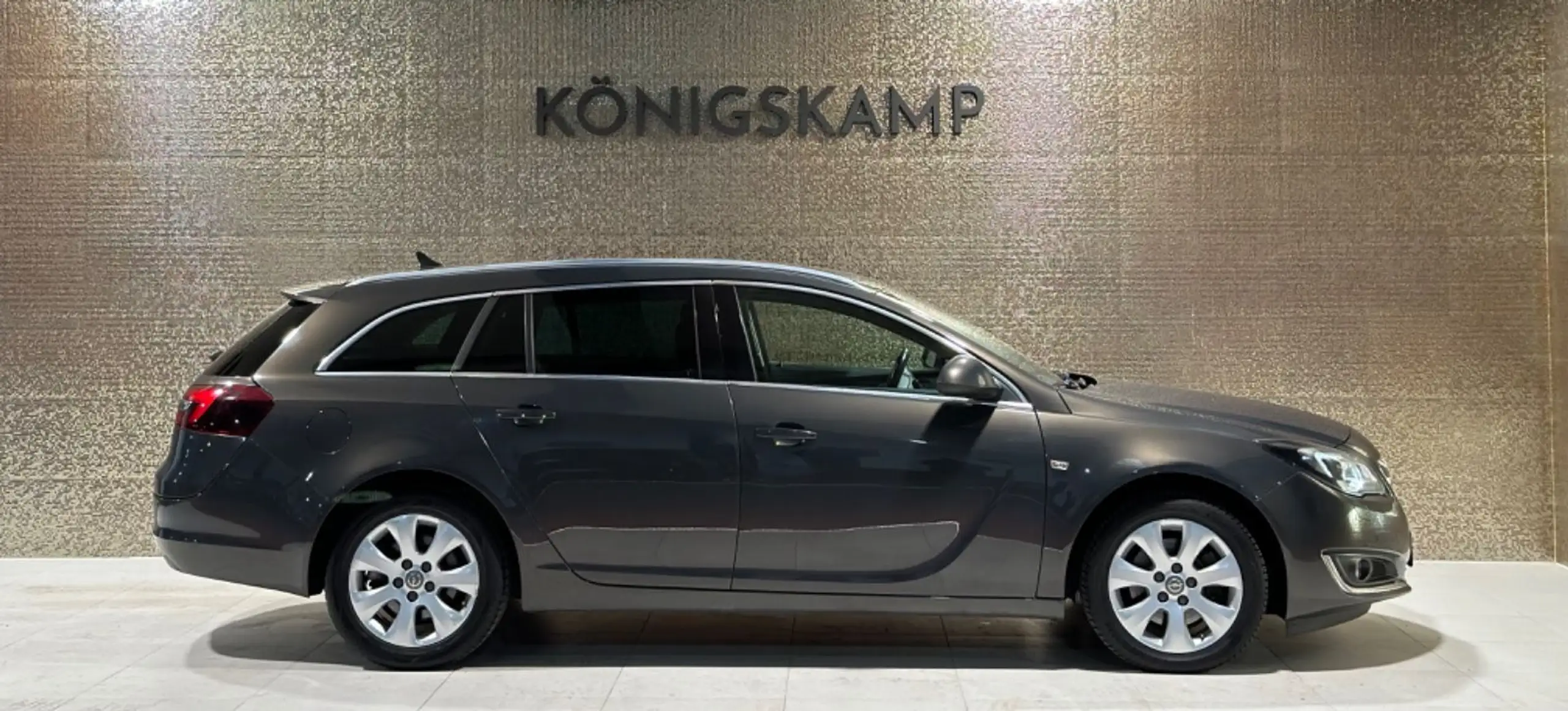 Opel - Insignia