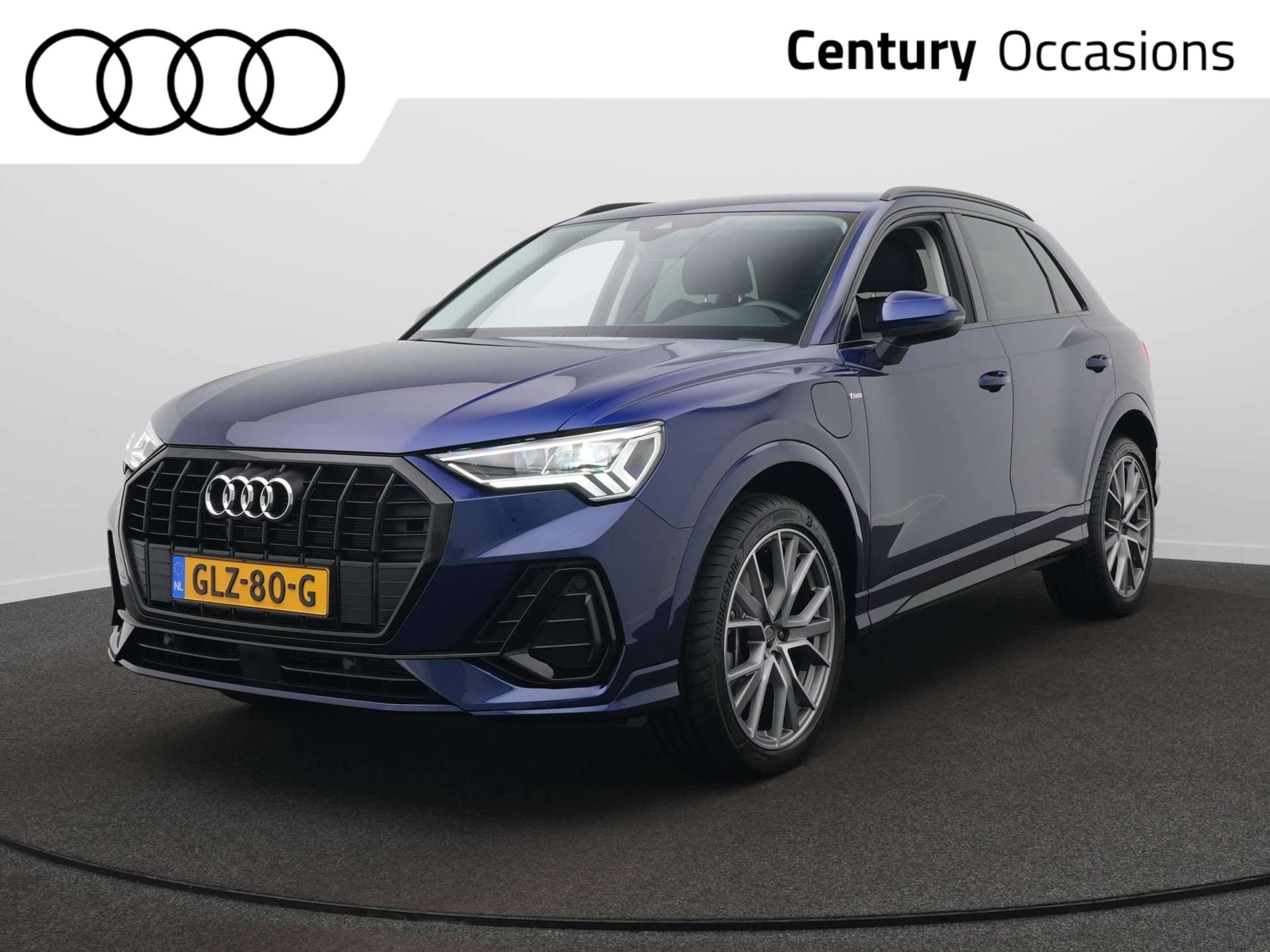 Audi - Q3