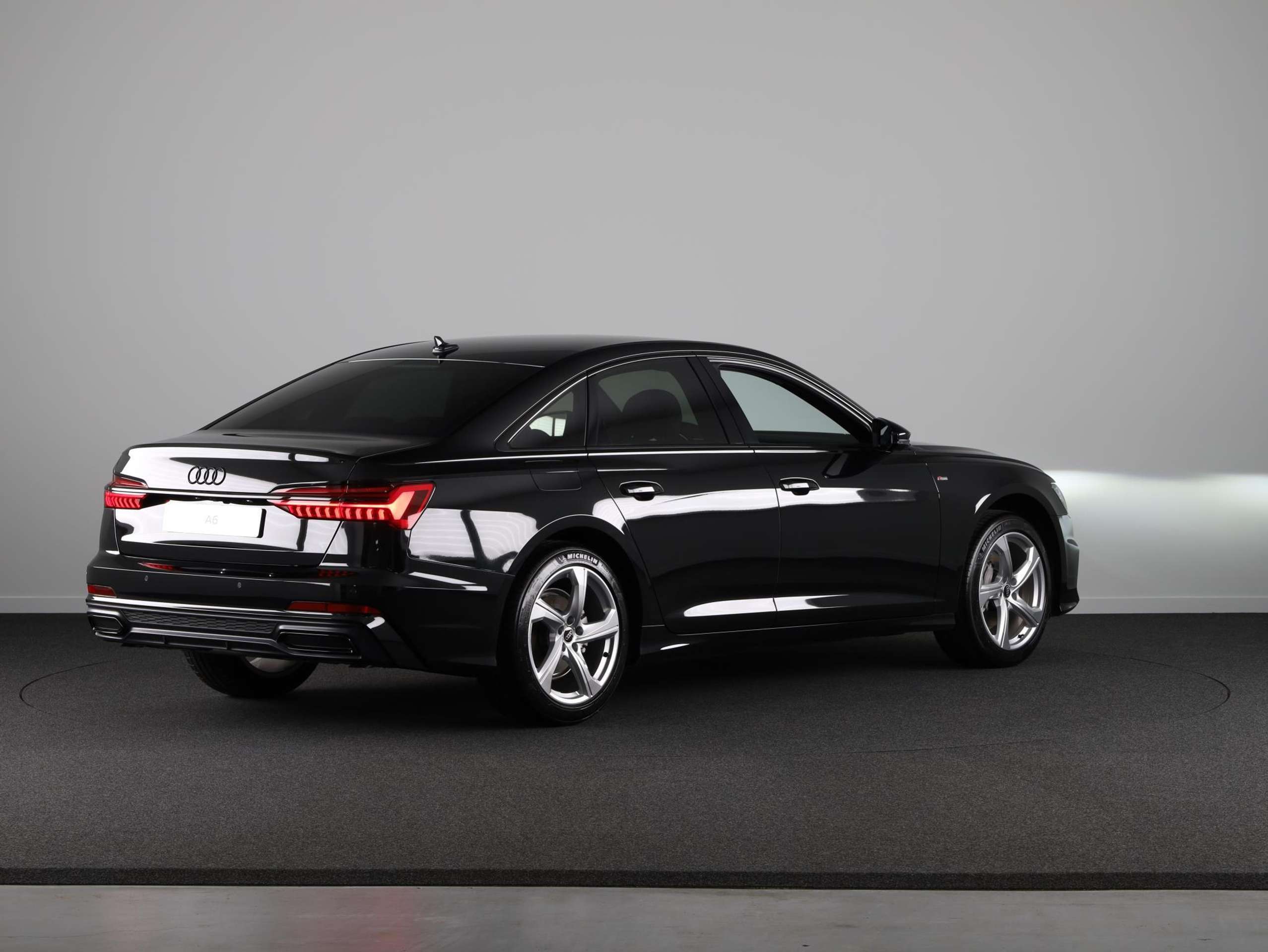 Audi - A6