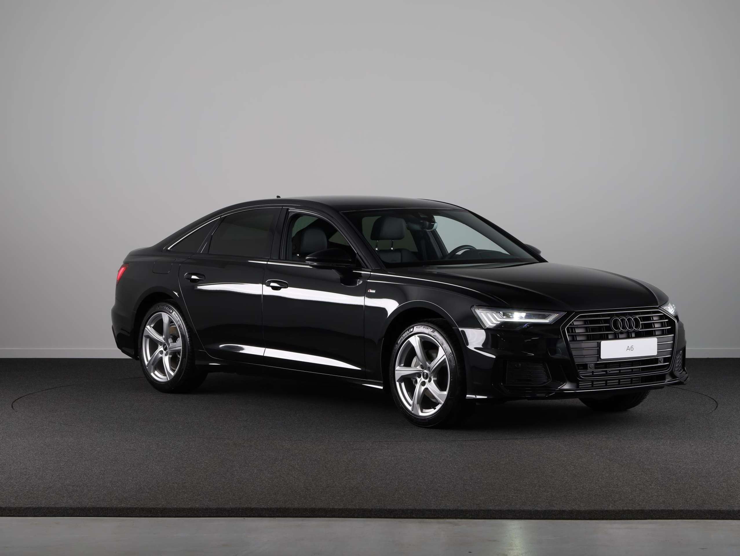 Audi - A6