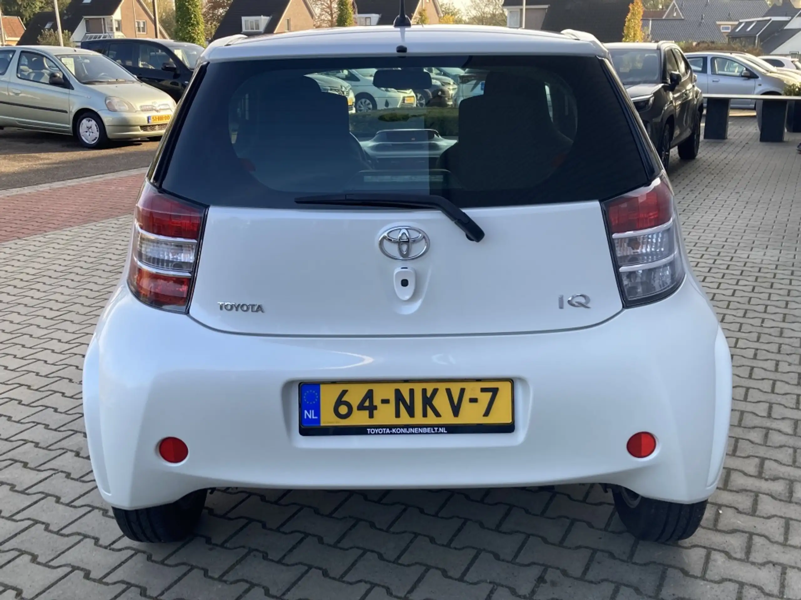 Toyota - iQ