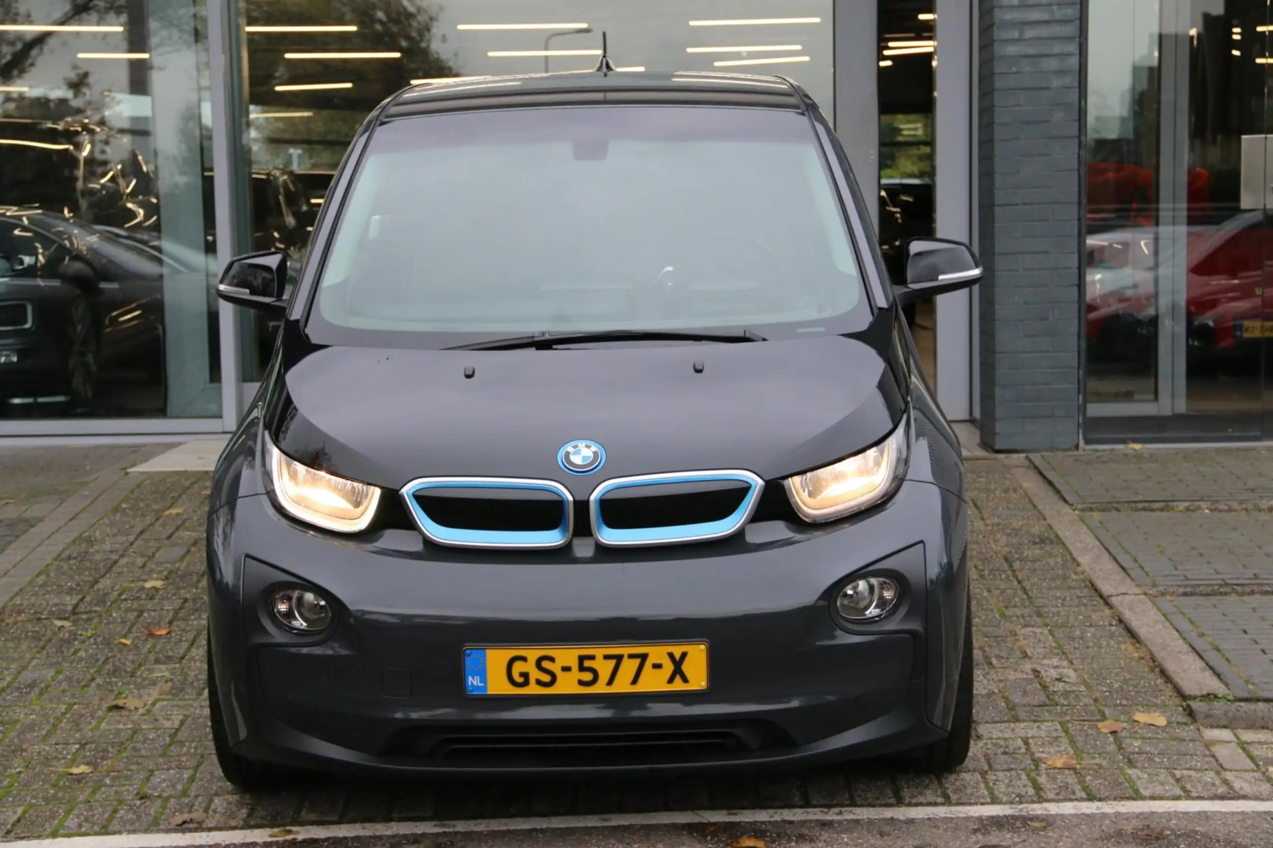 BMW - i3