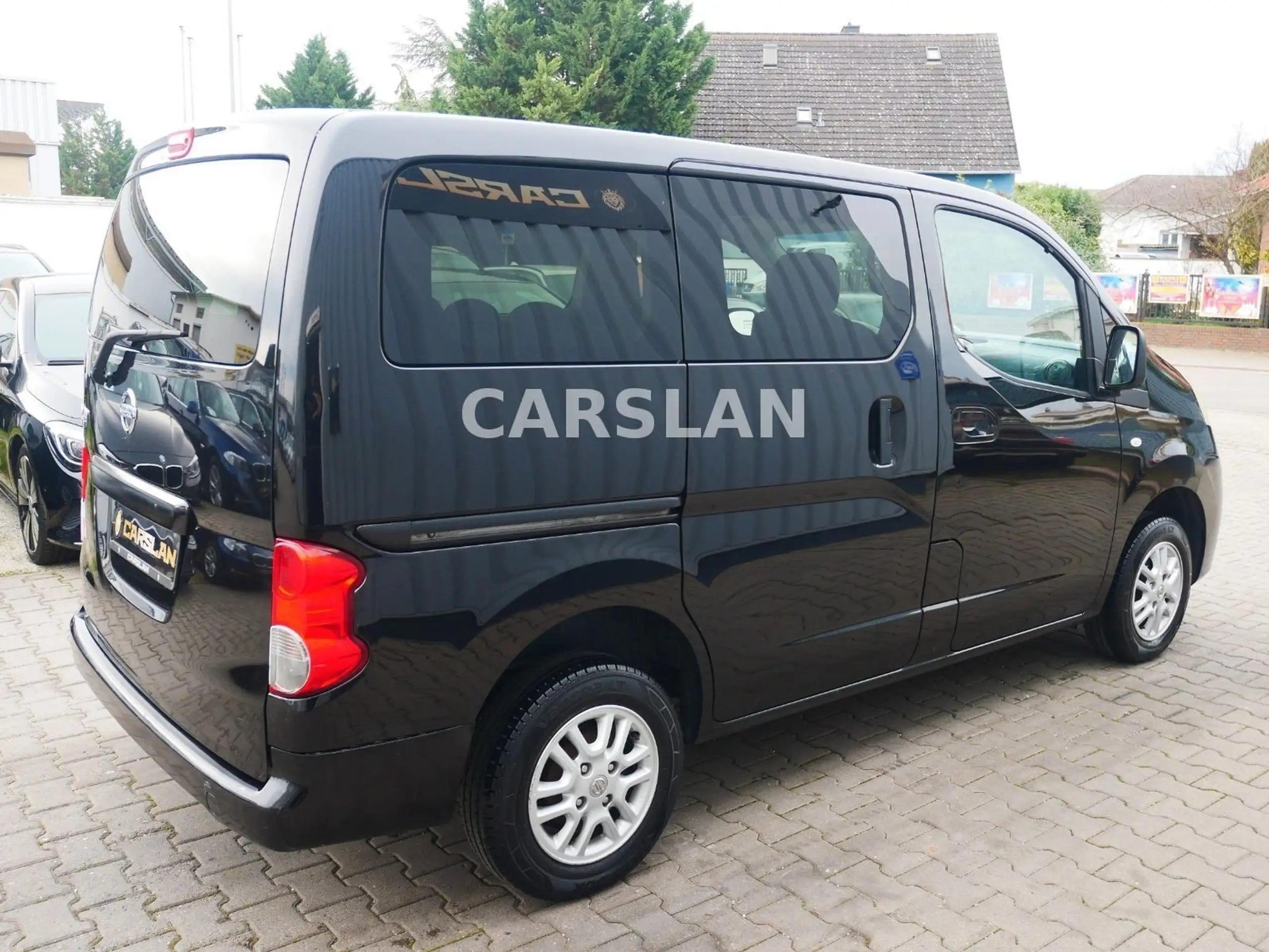 Nissan - NV200