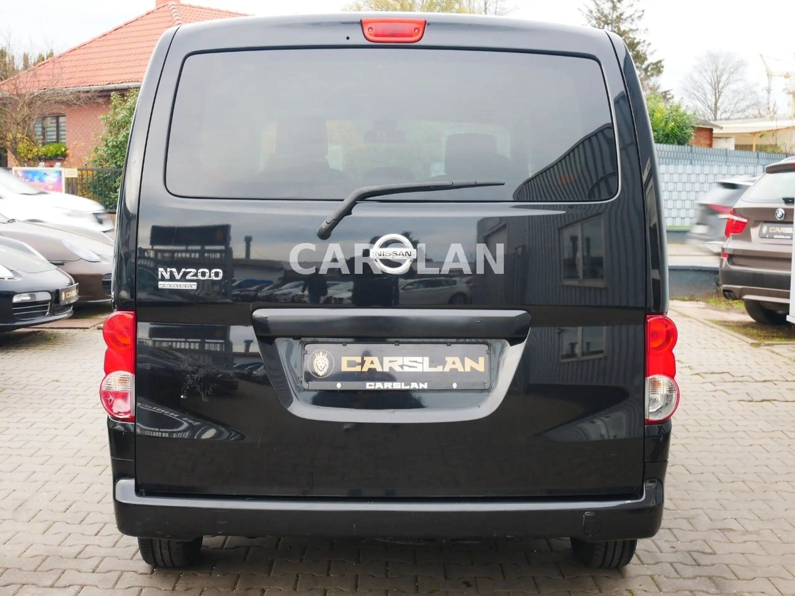 Nissan - NV200