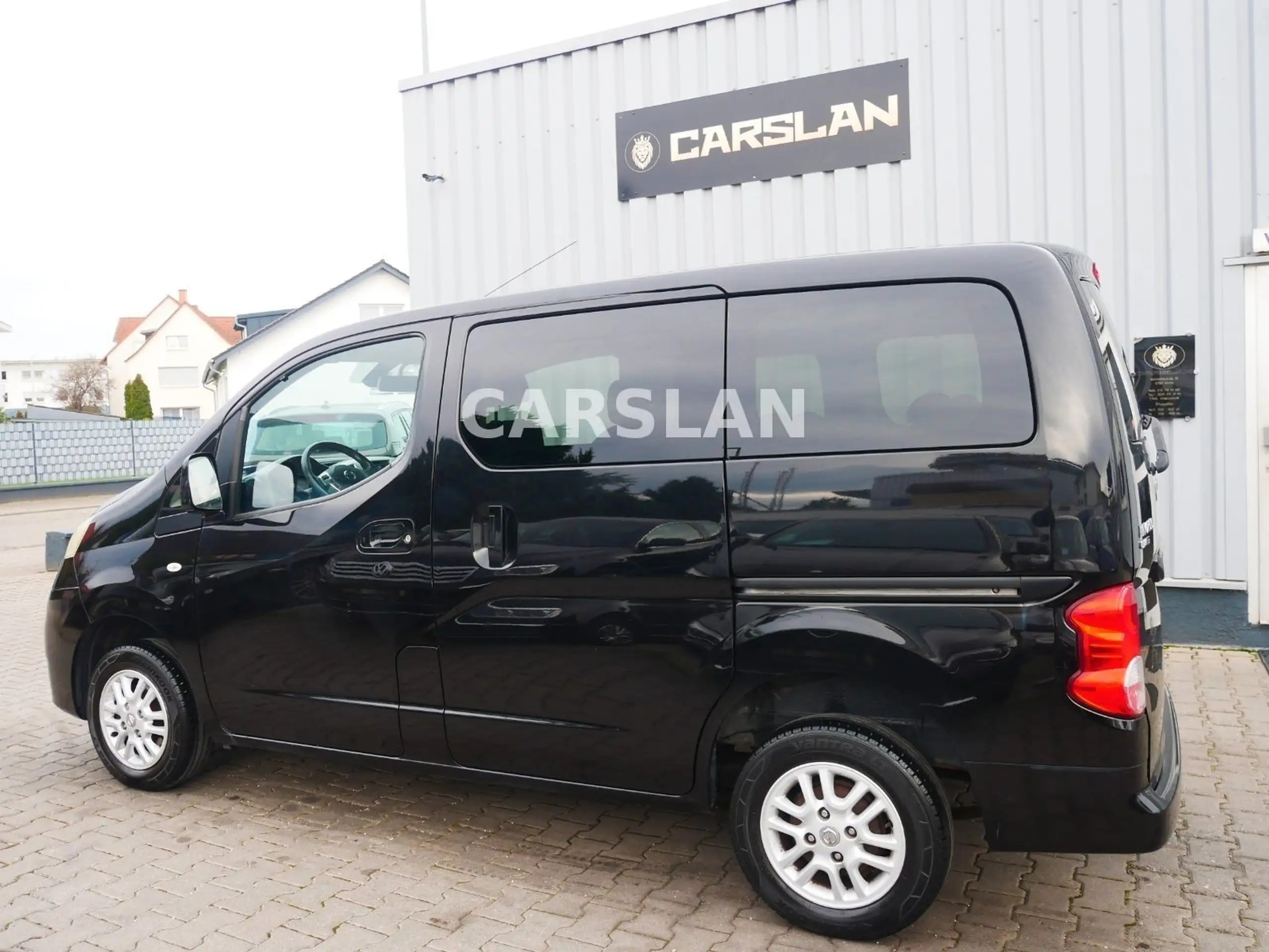 Nissan - NV200