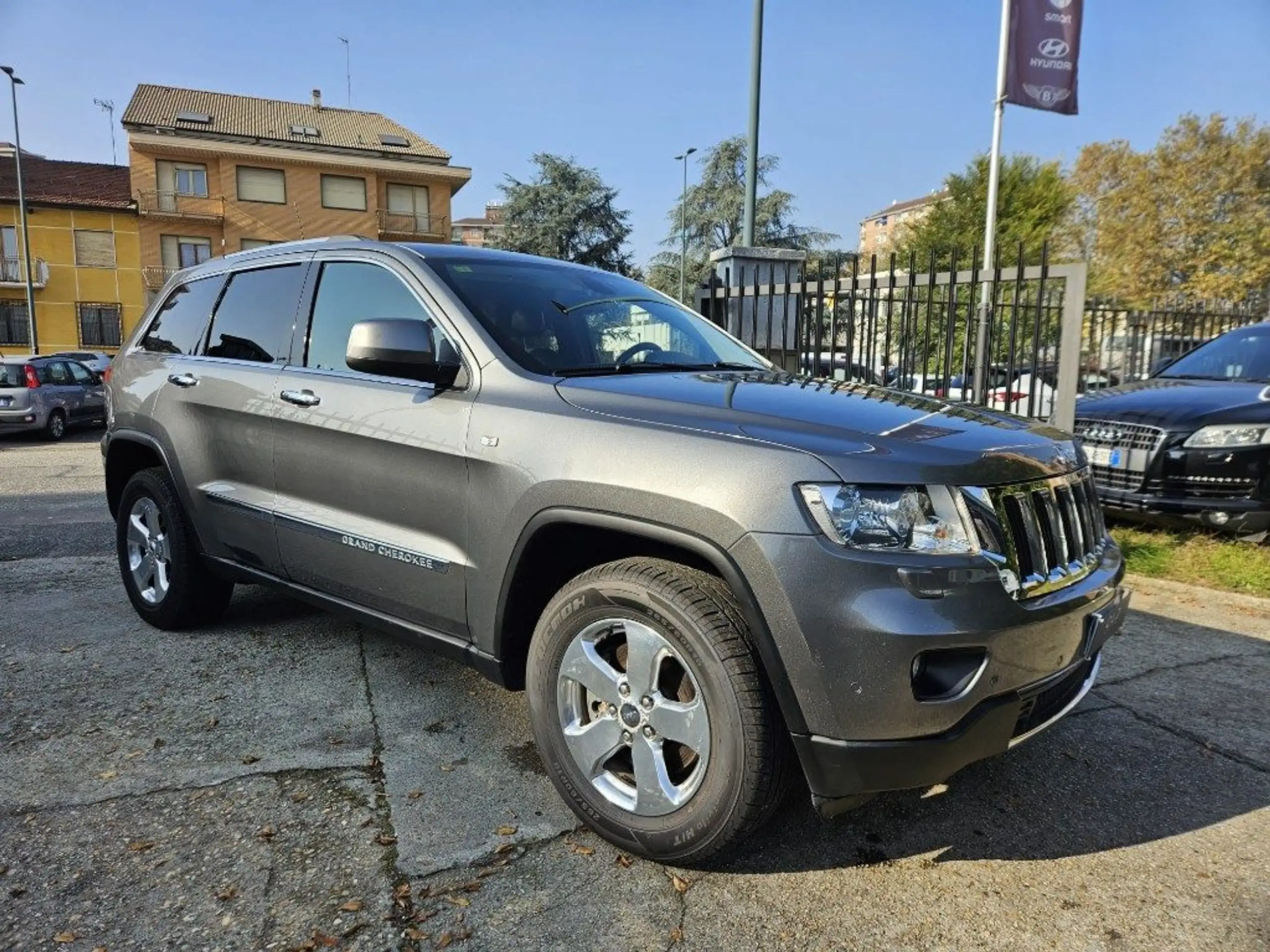 Jeep - Grand Cherokee