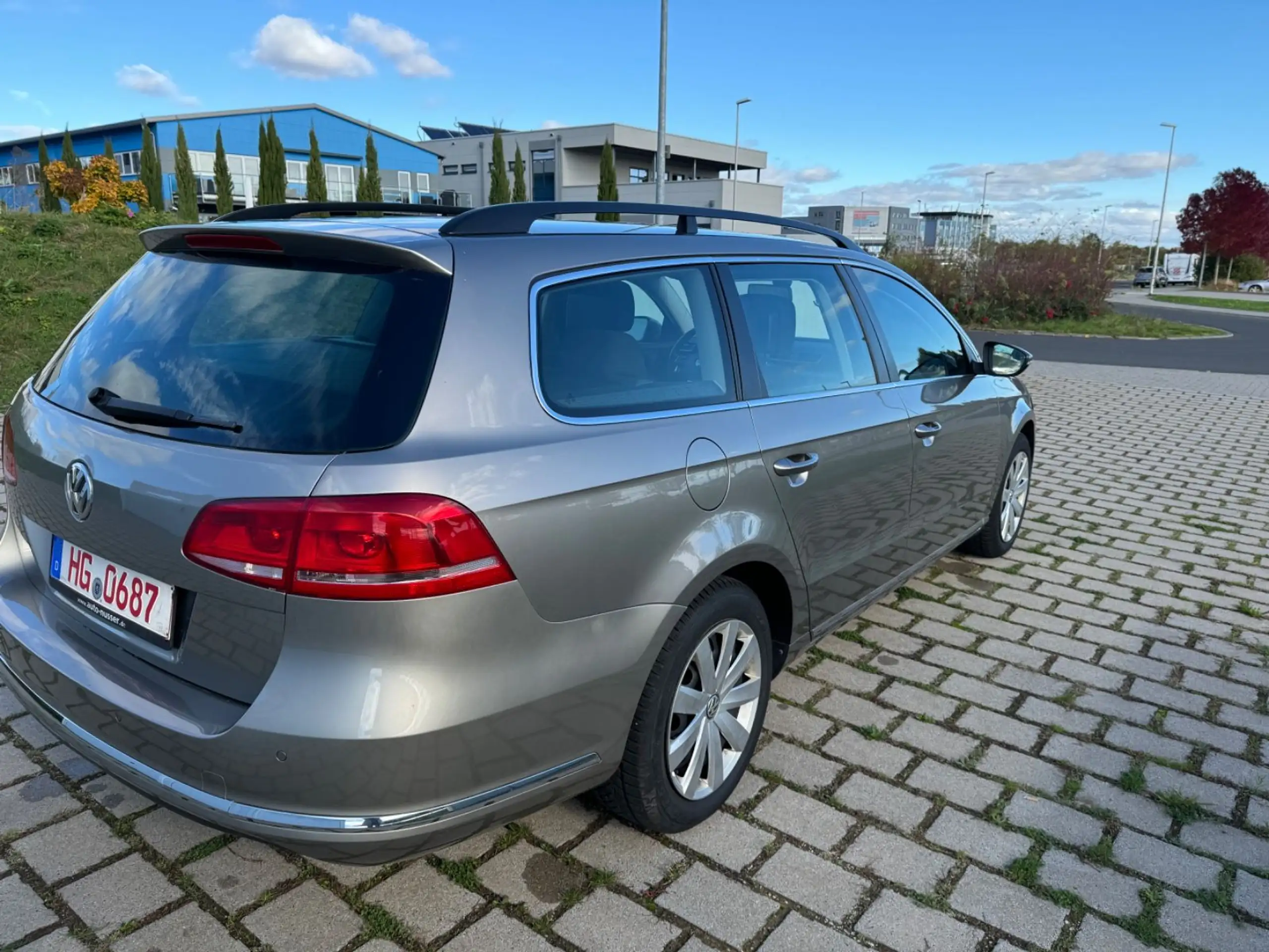 Volkswagen - Passat Variant