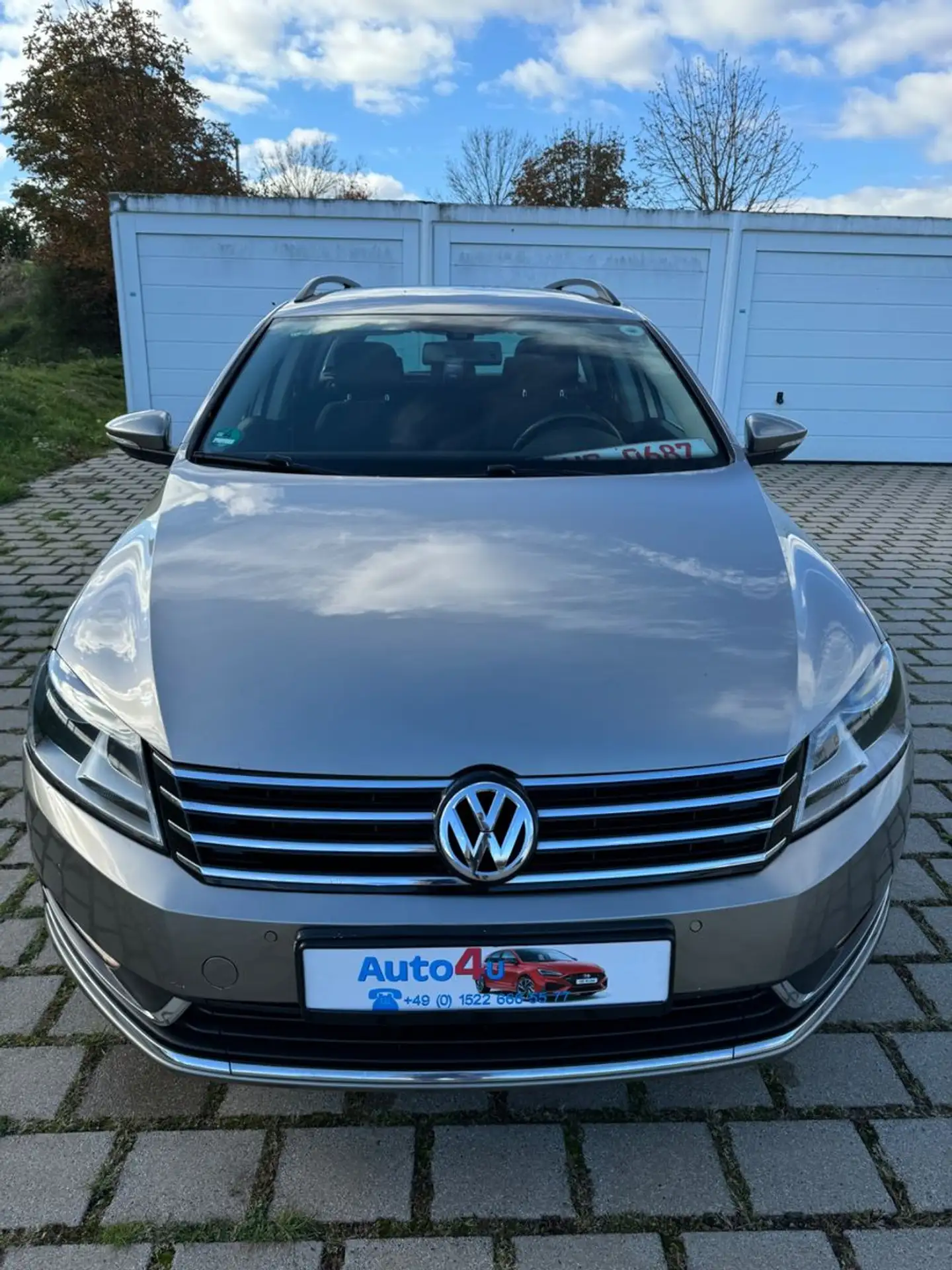 Volkswagen - Passat Variant