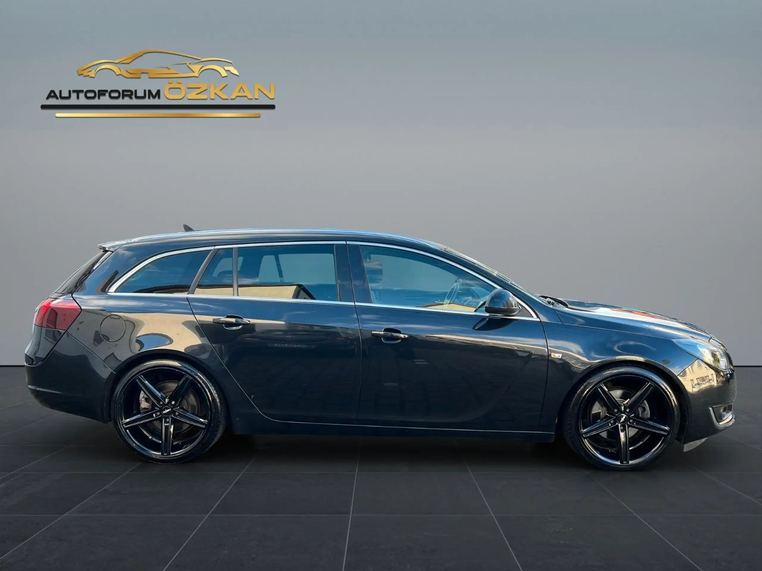 Opel - Insignia