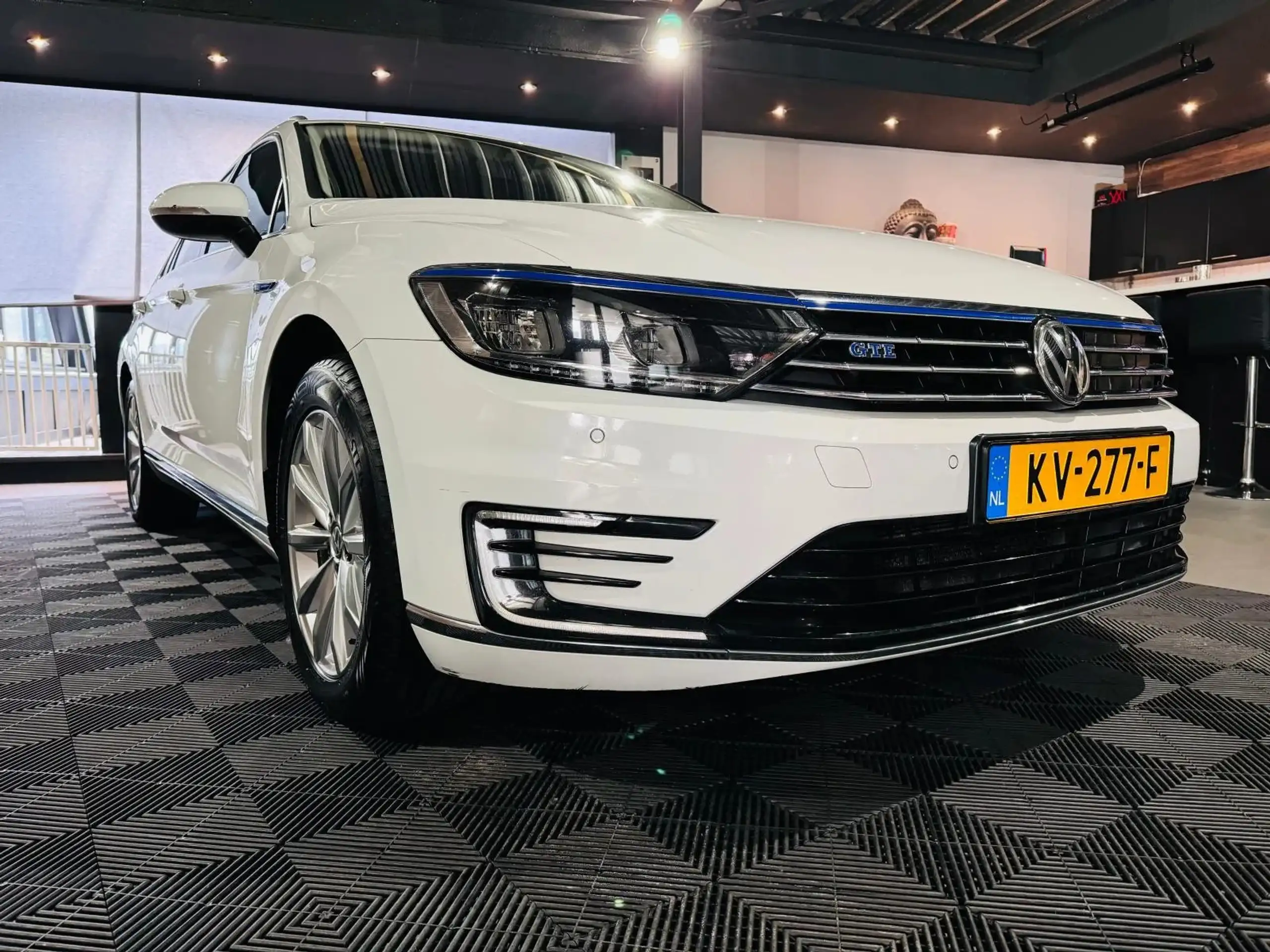 Volkswagen - Passat Variant