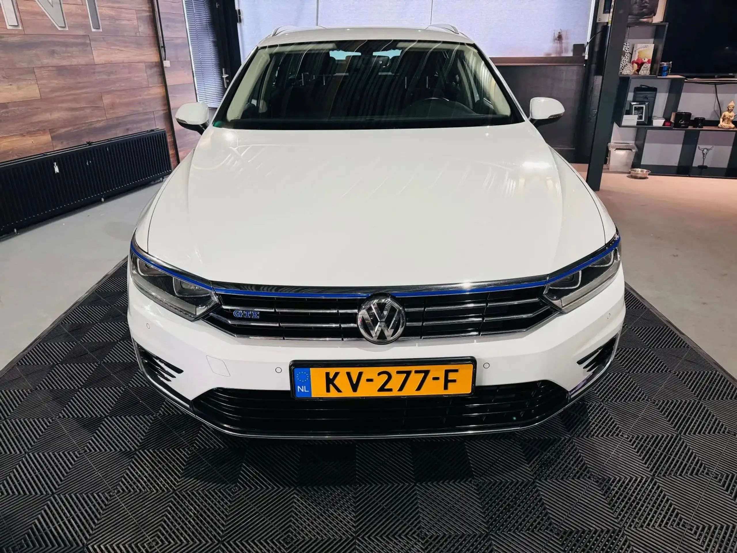 Volkswagen - Passat Variant