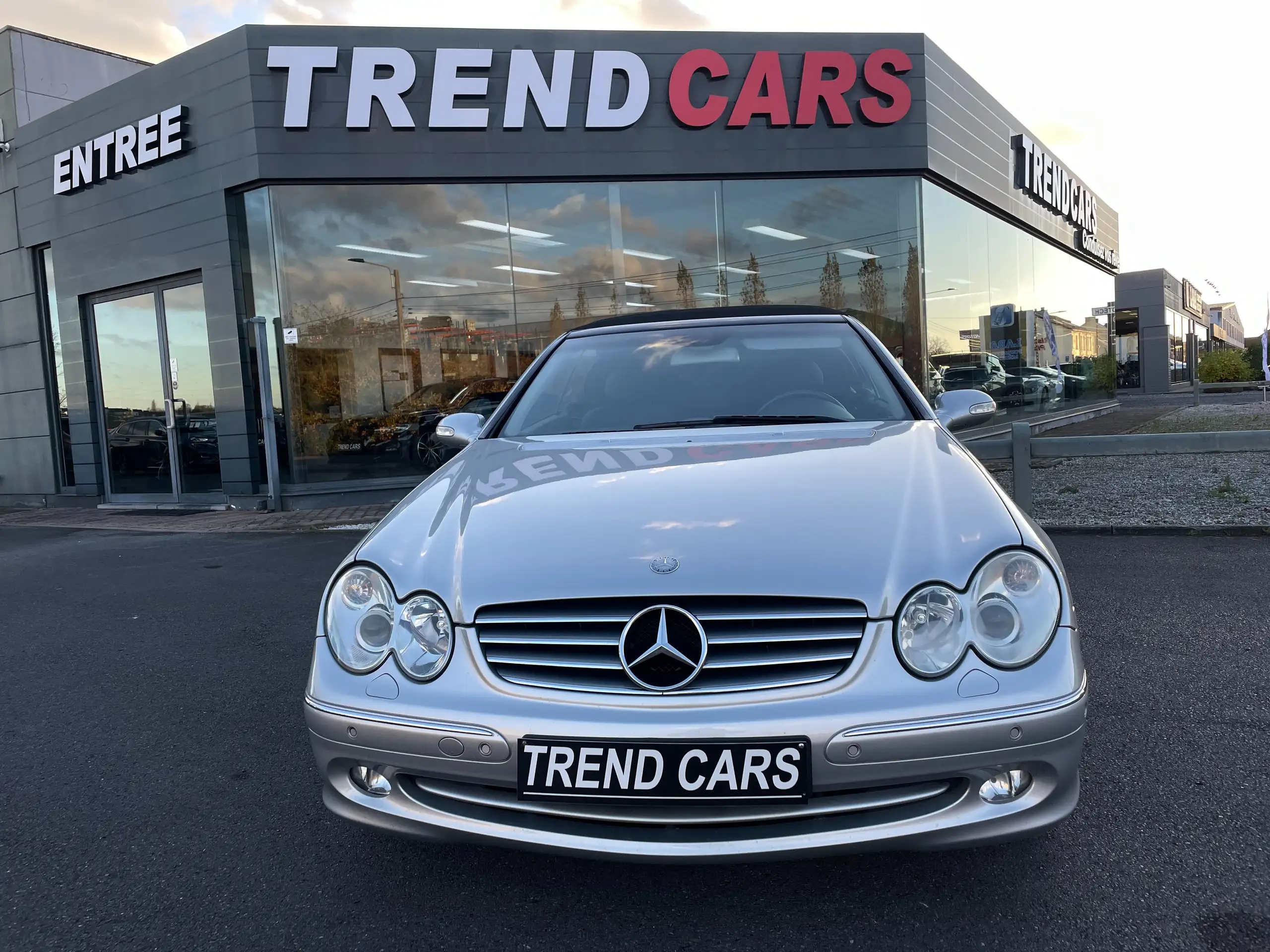 Mercedes-Benz - CLK 200