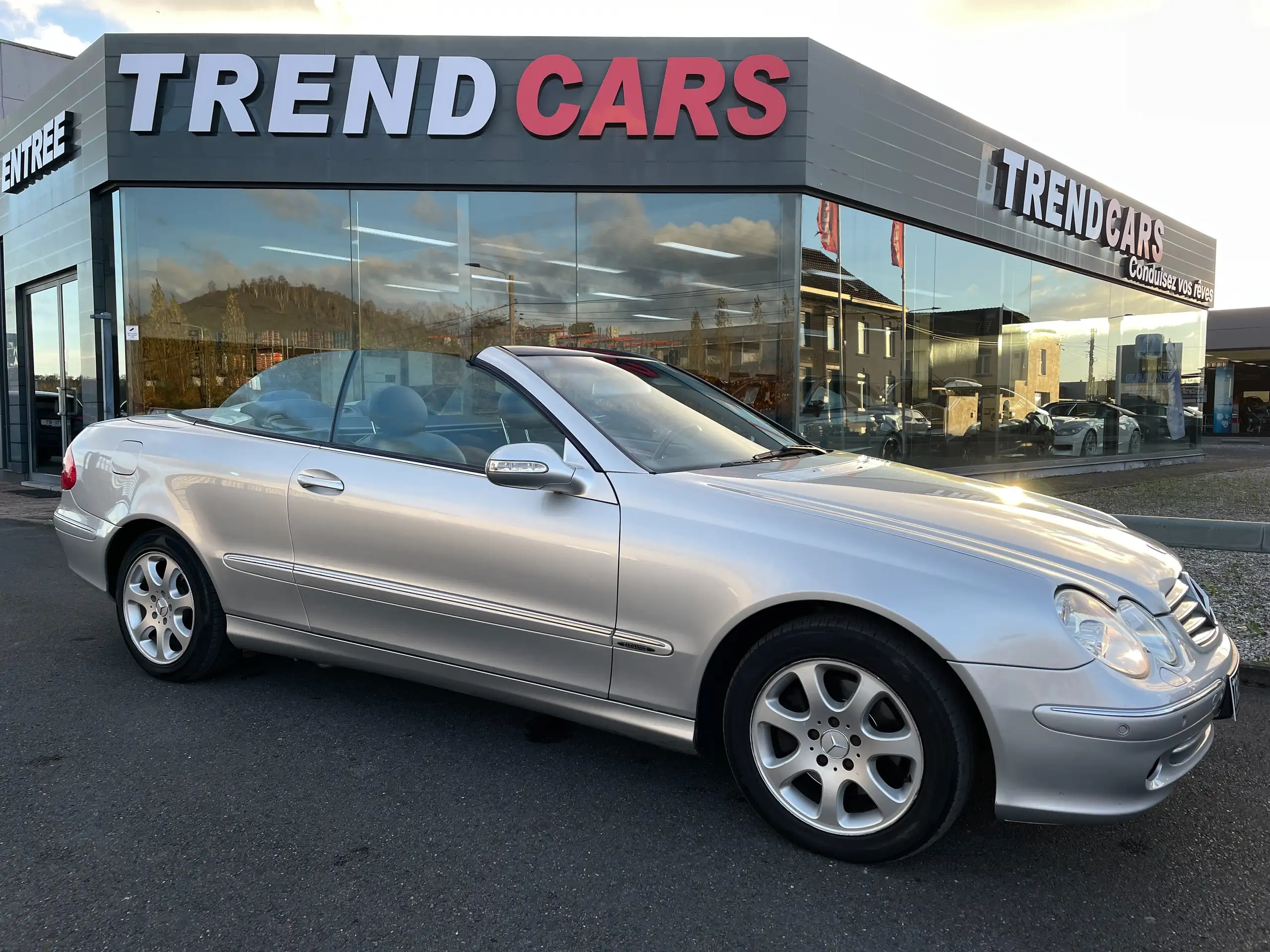 Mercedes-Benz - CLK 200