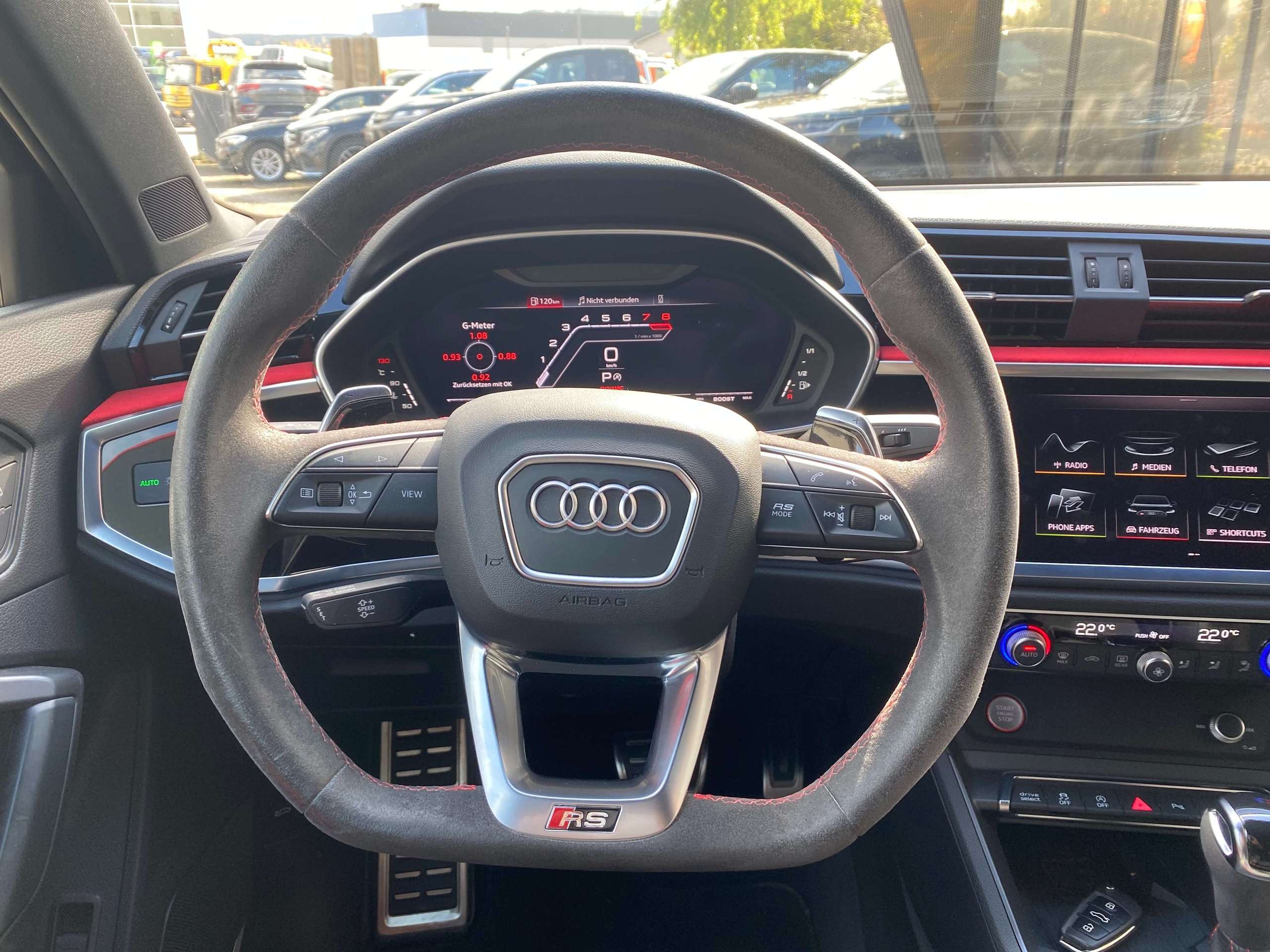 Audi - RS Q3