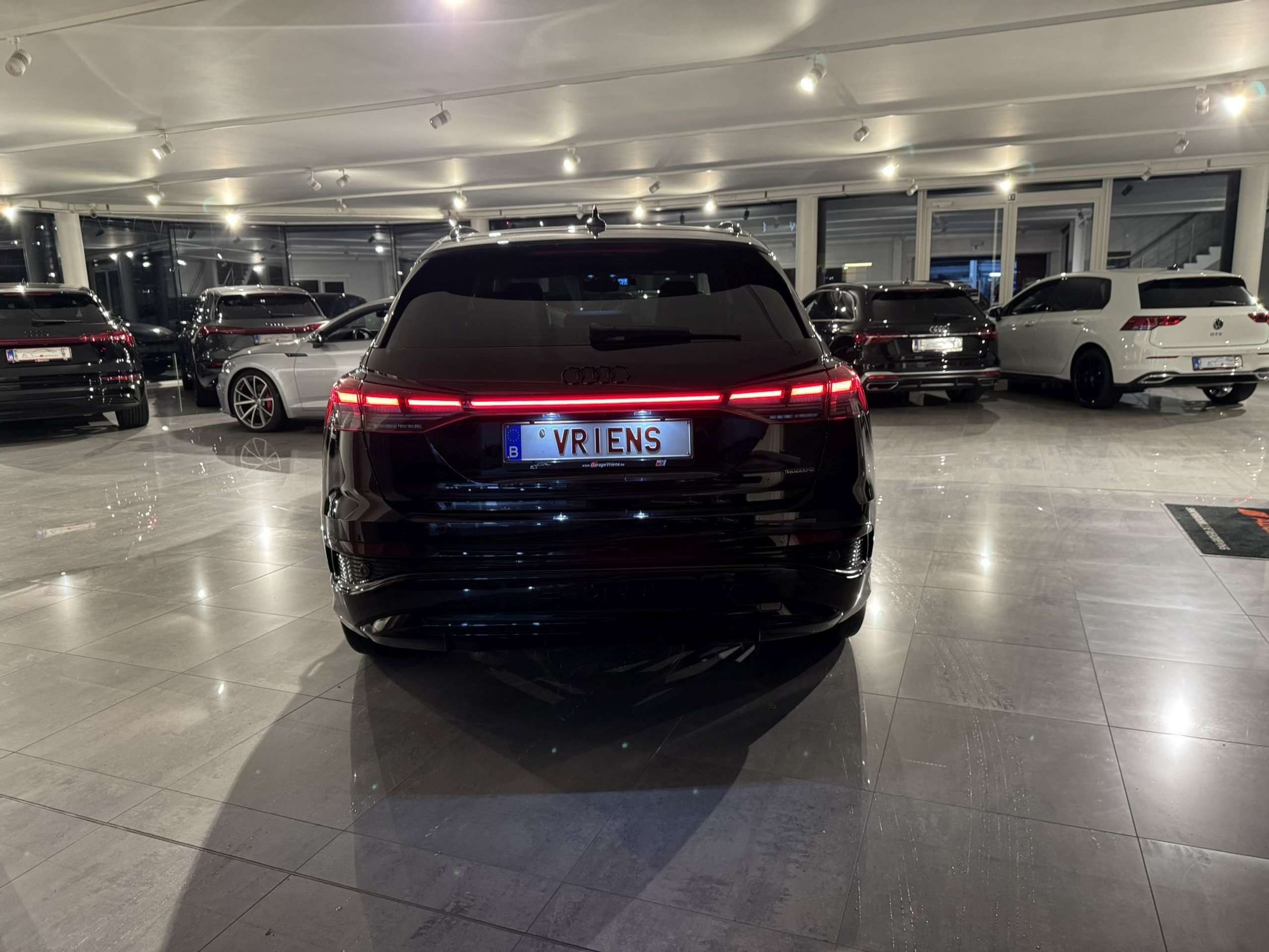 Audi - Q4 e-tron