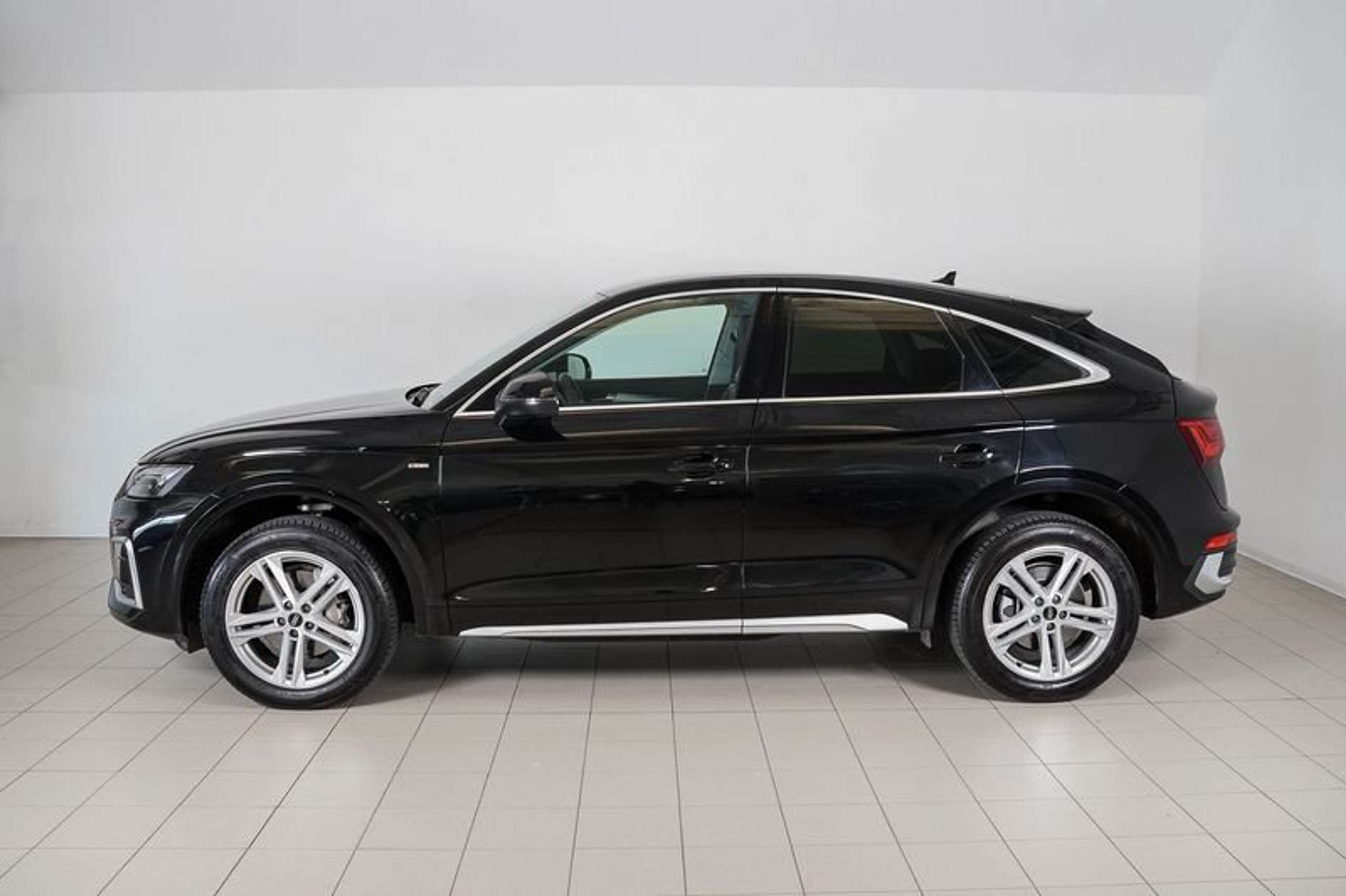 Audi - Q5