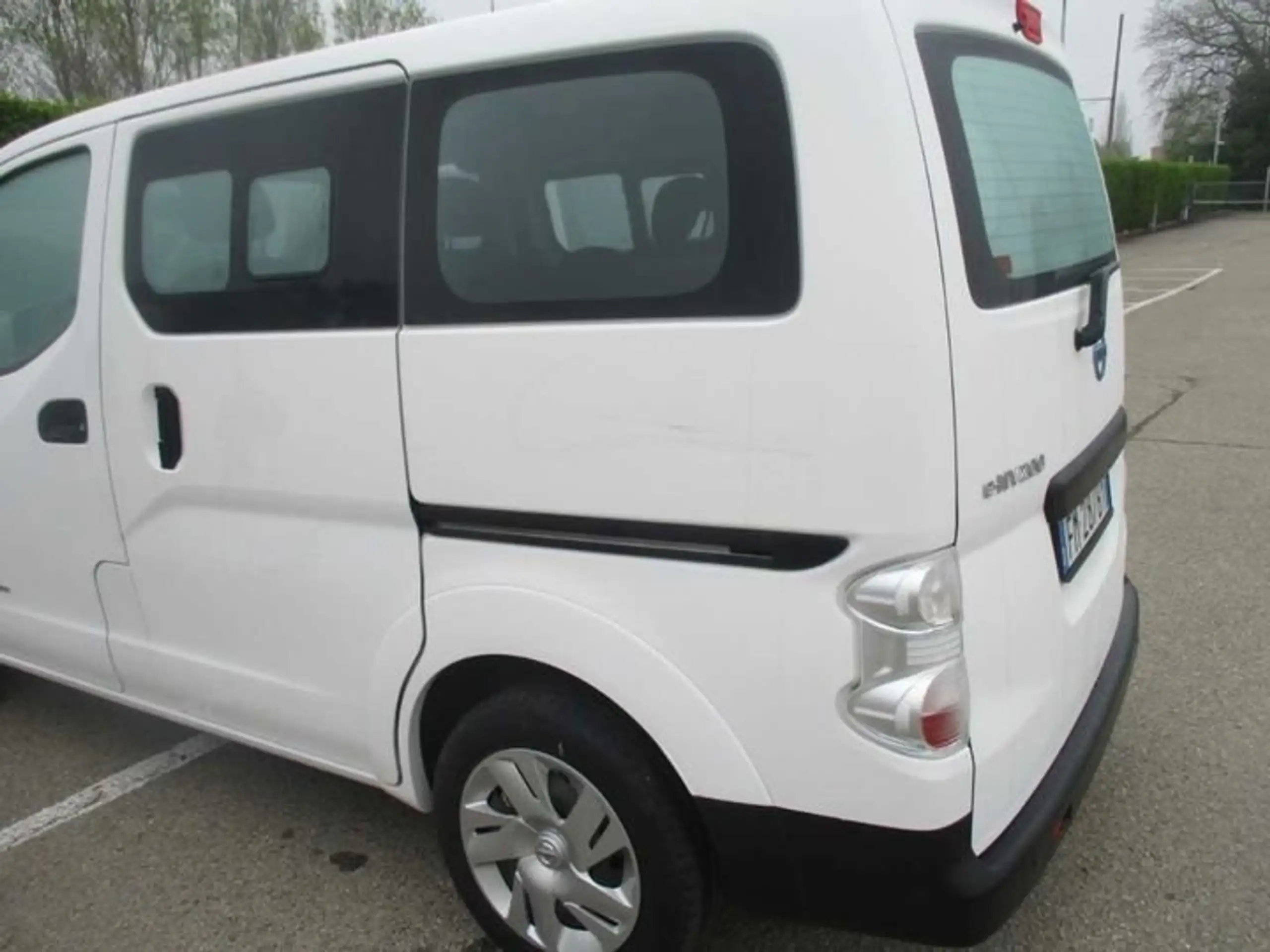 Nissan - E-NV200