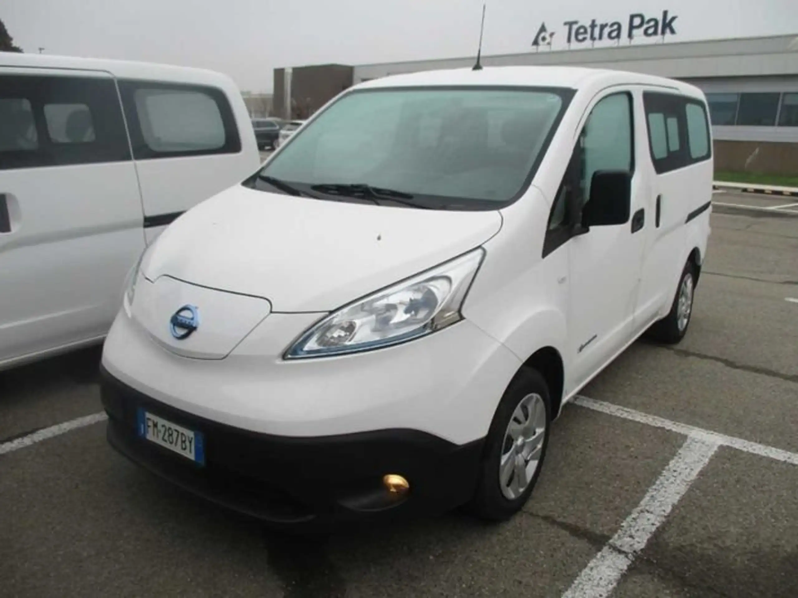 Nissan - E-NV200