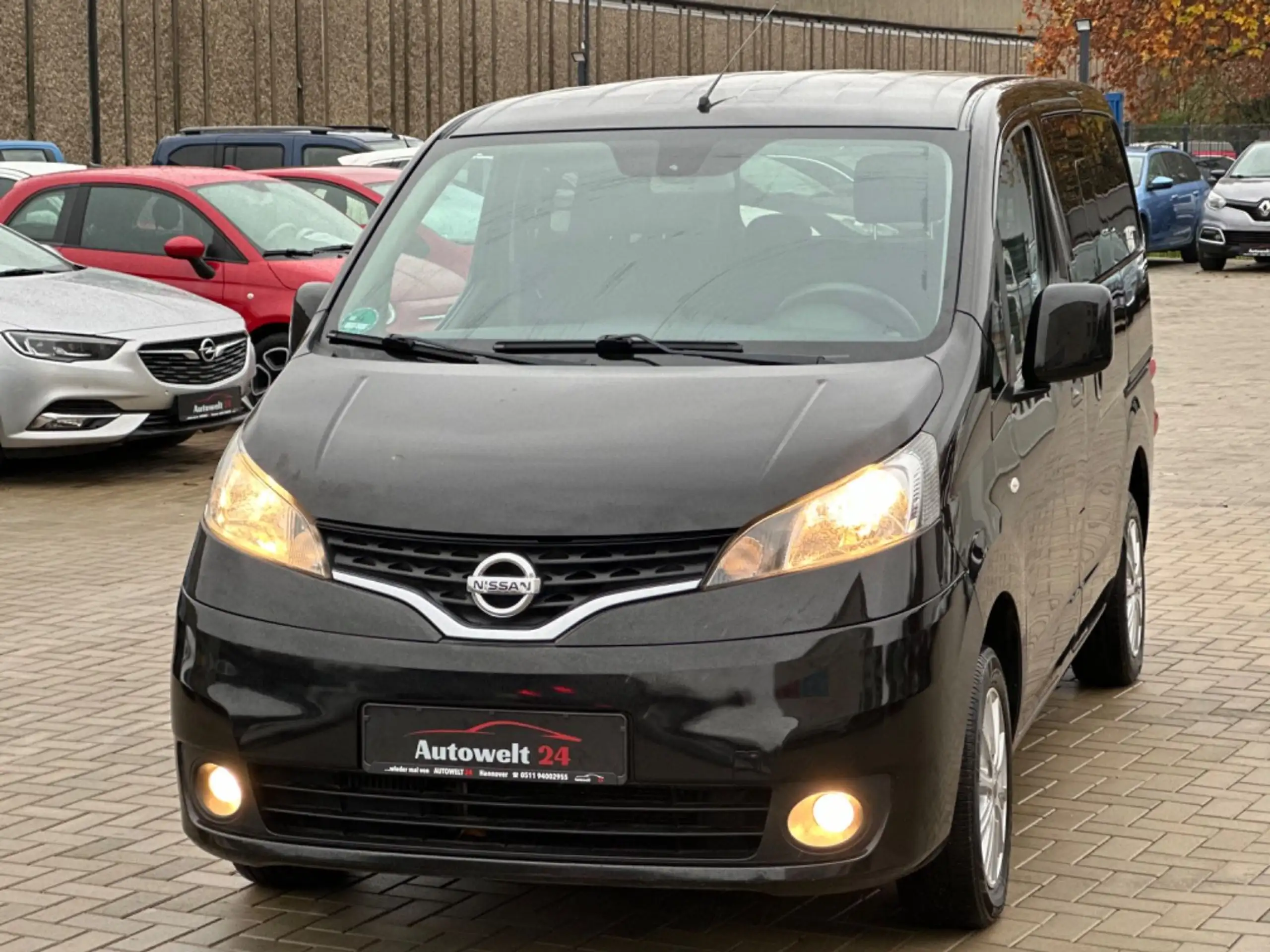 Nissan - NV200