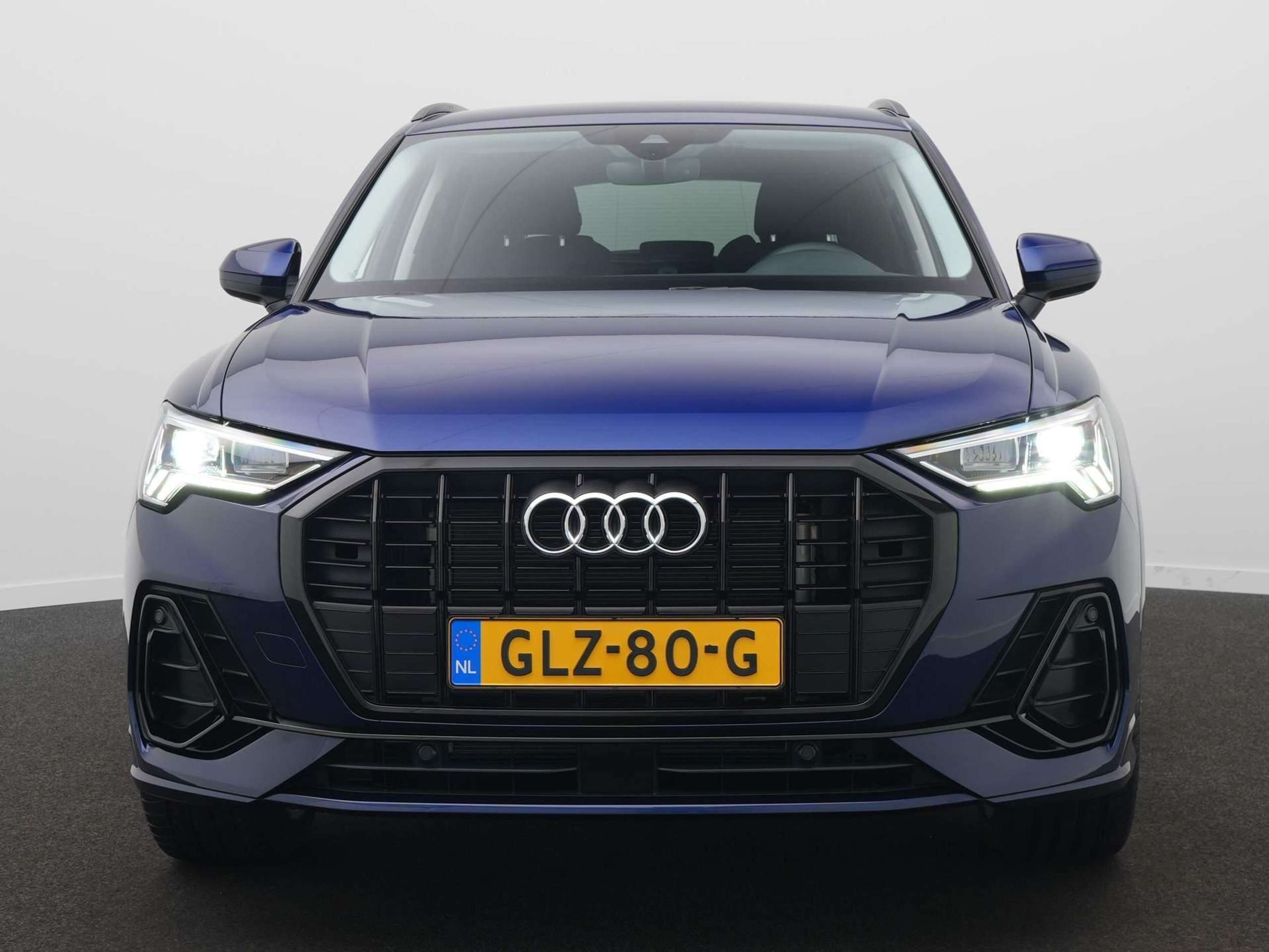 Audi - Q3