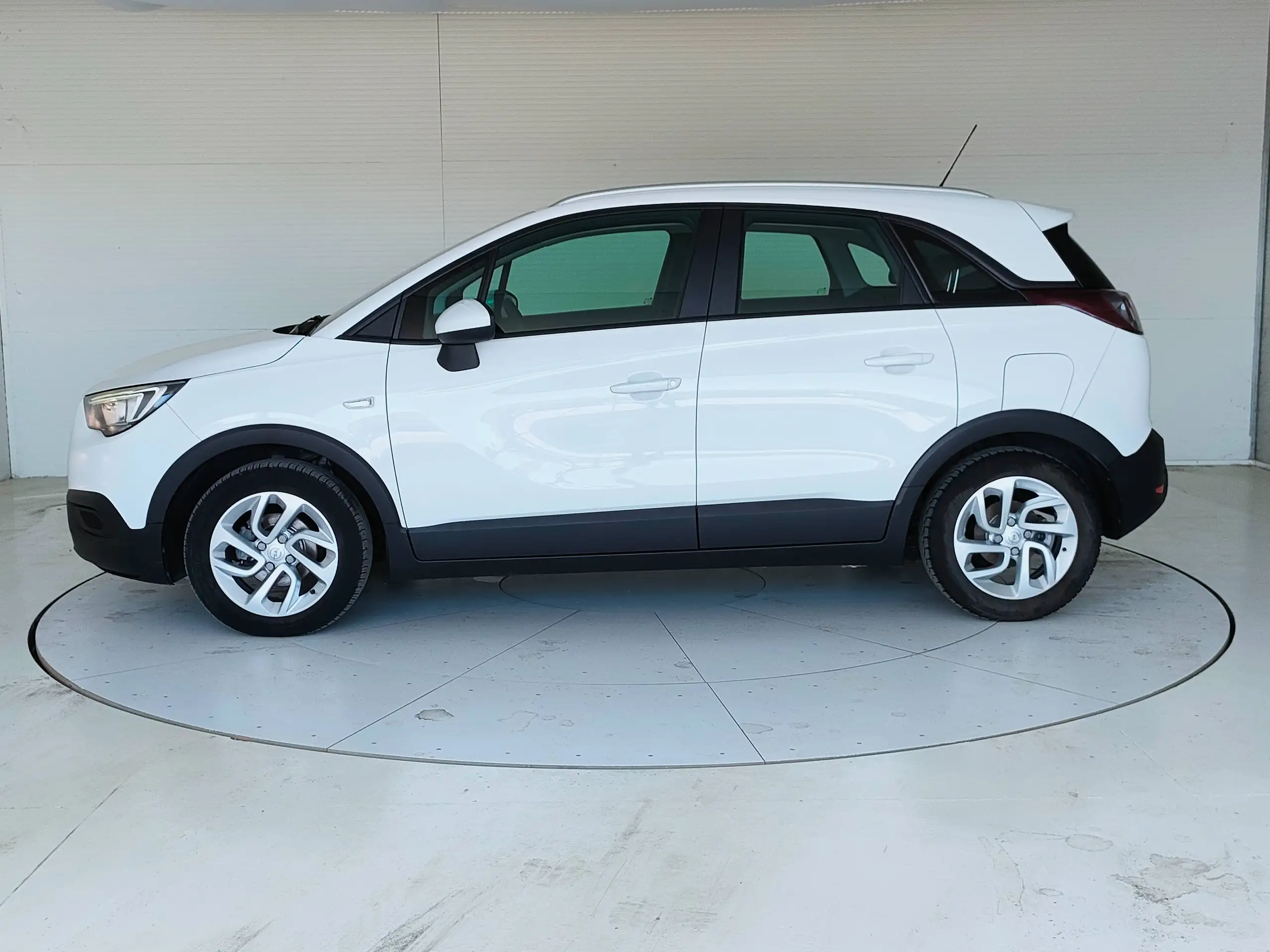 Opel - Crossland X