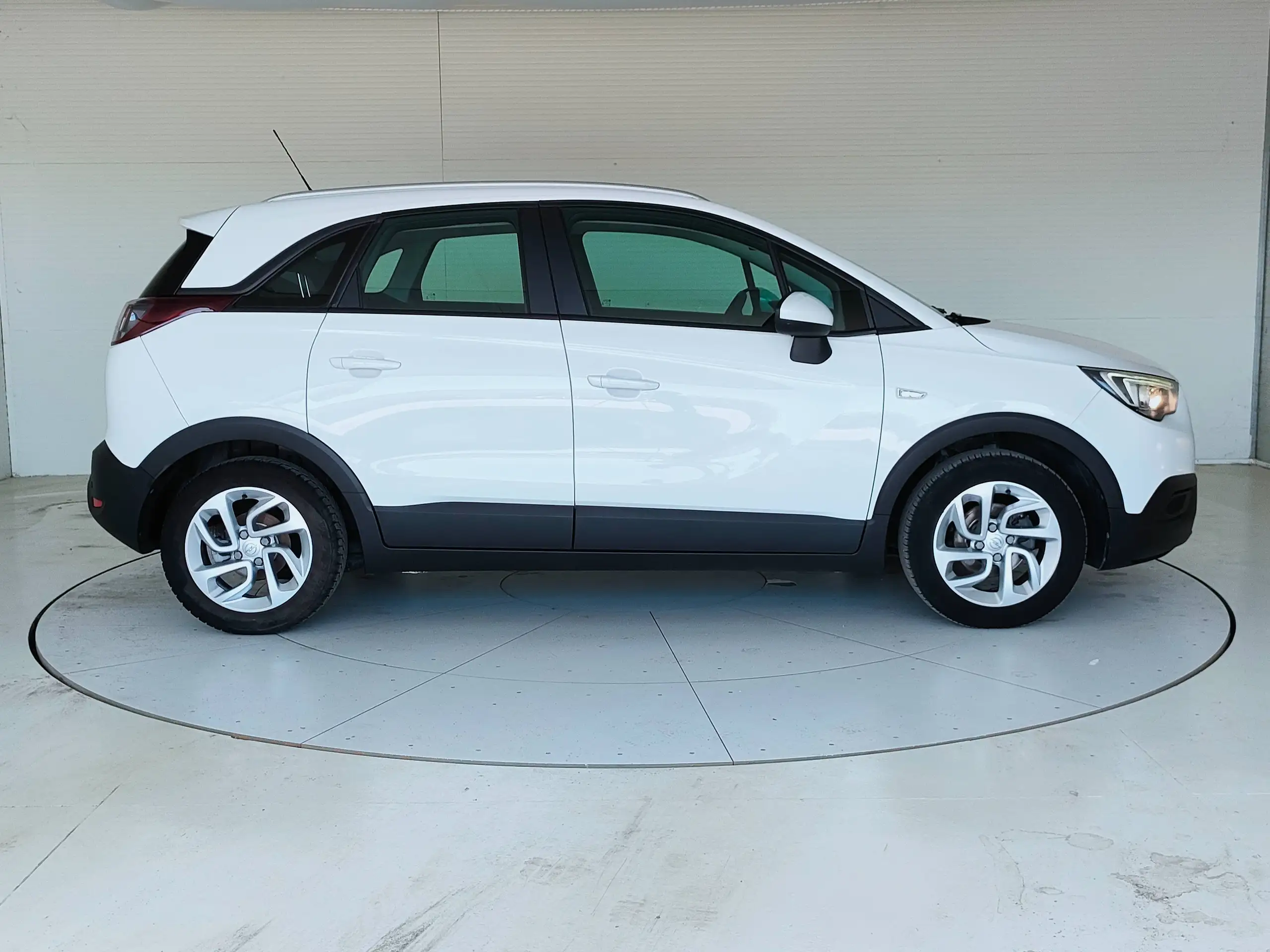 Opel - Crossland X