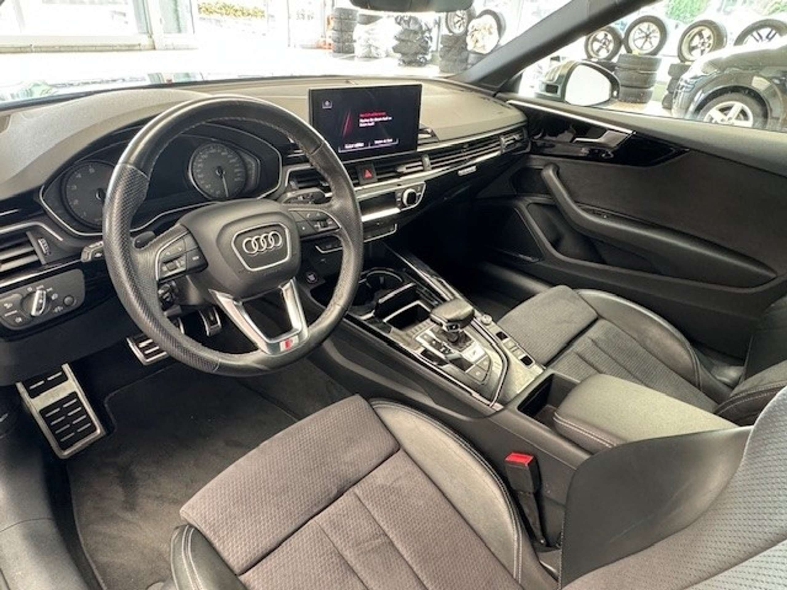 Audi - S5