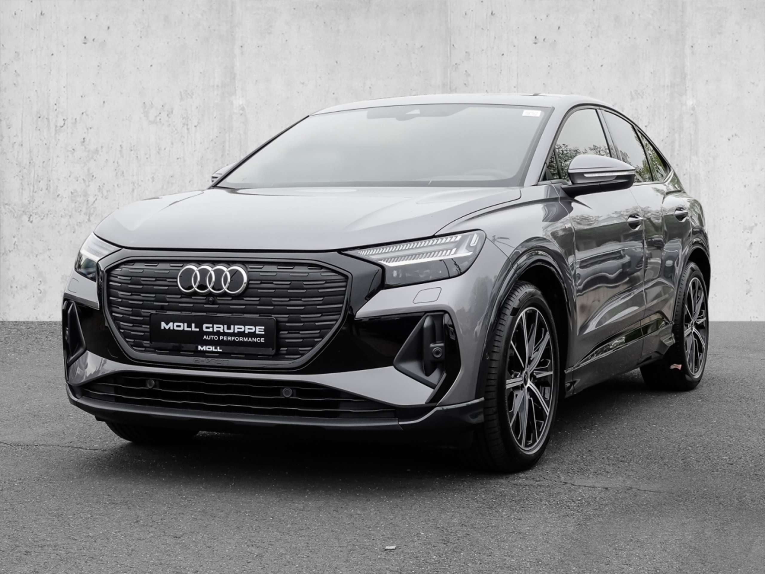 Audi - Q4 e-tron