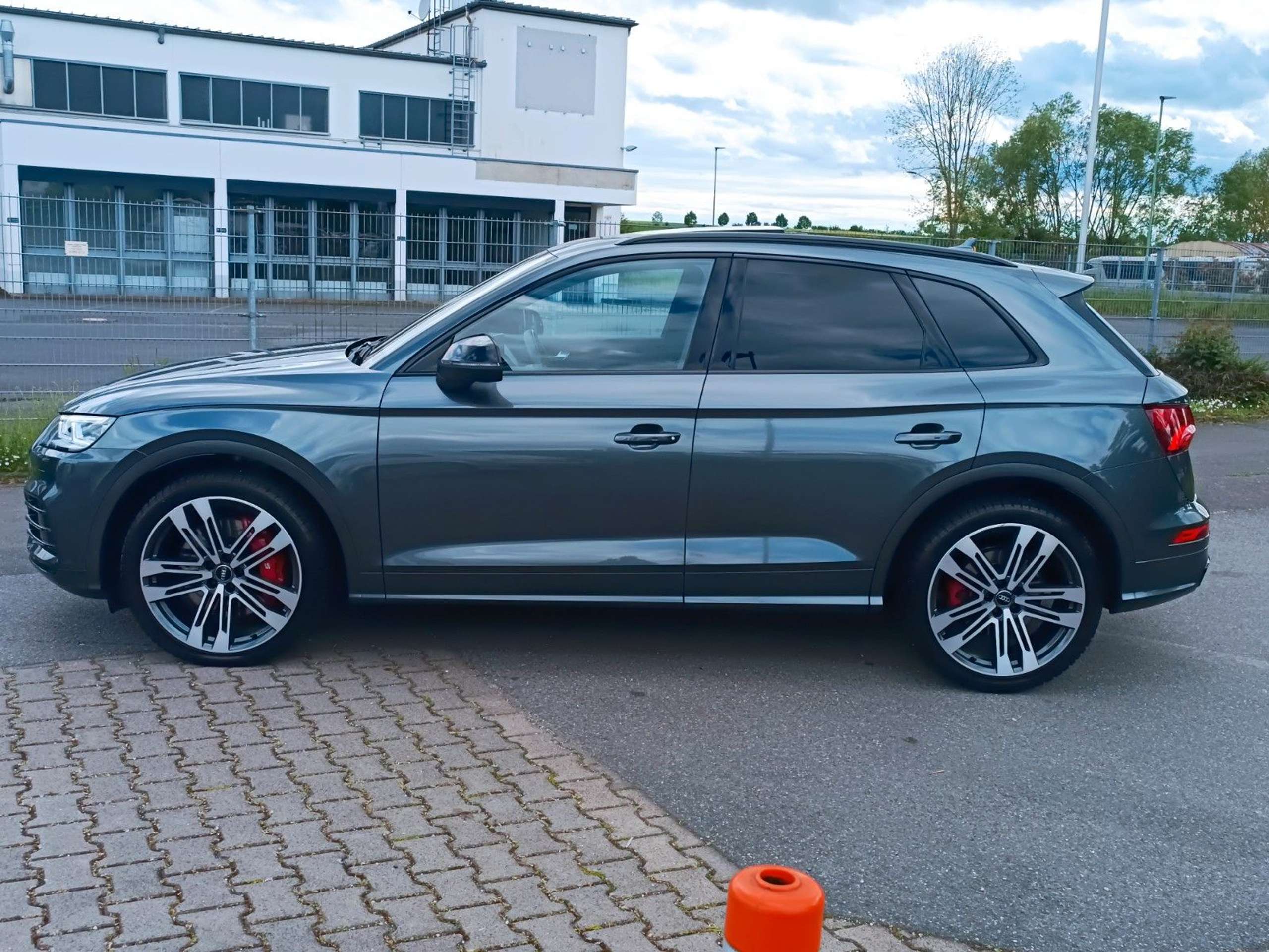 Audi - SQ5