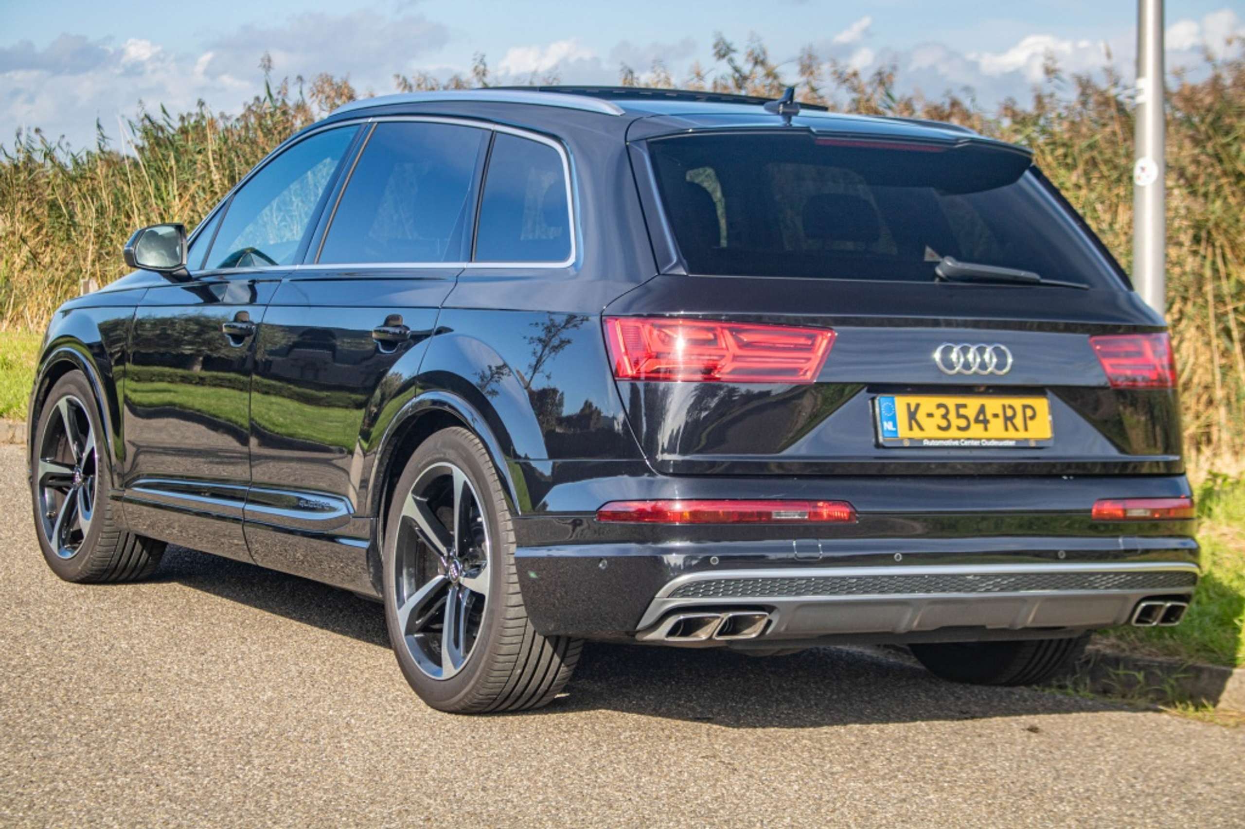 Audi - Q7