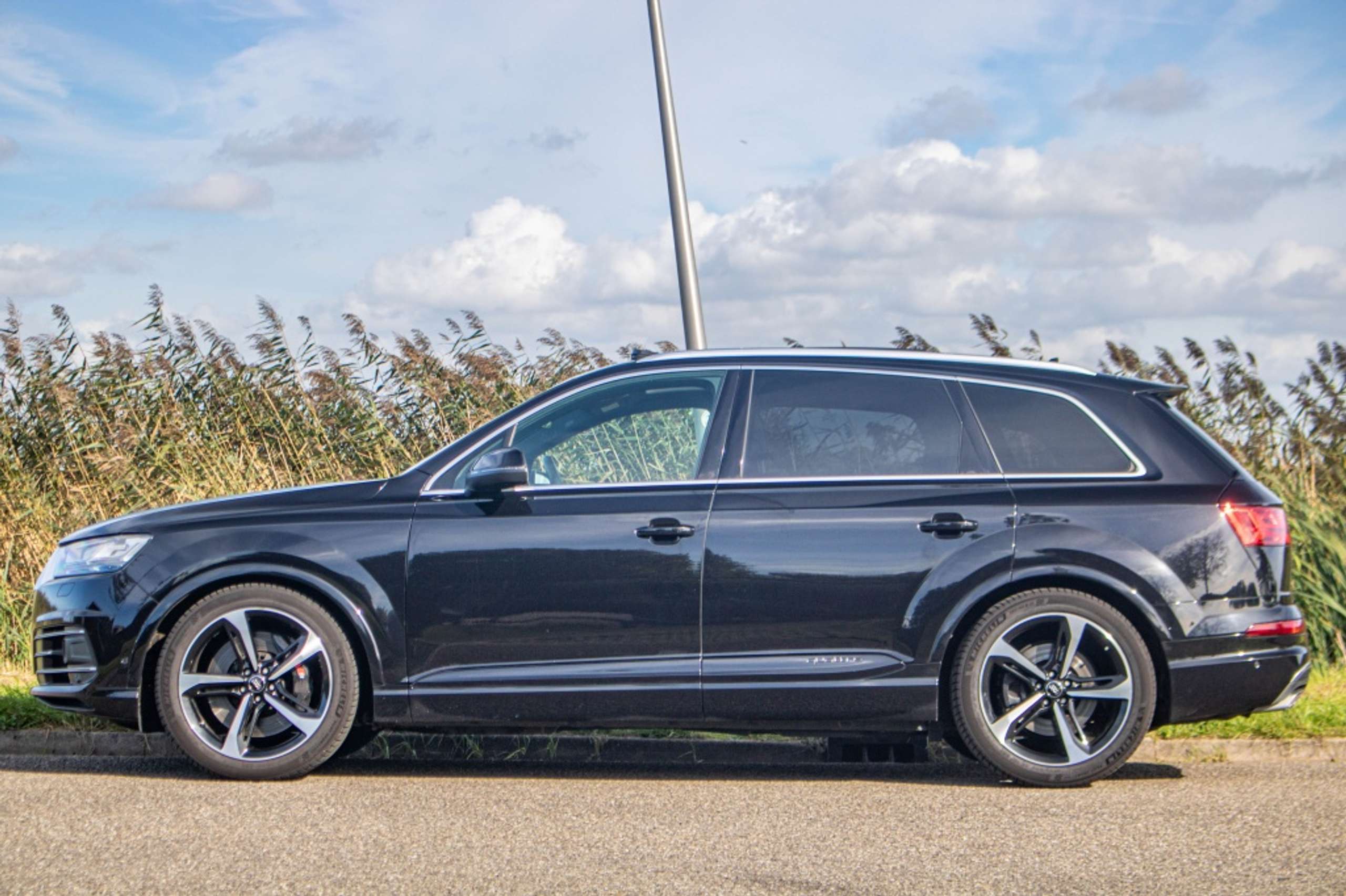 Audi - Q7