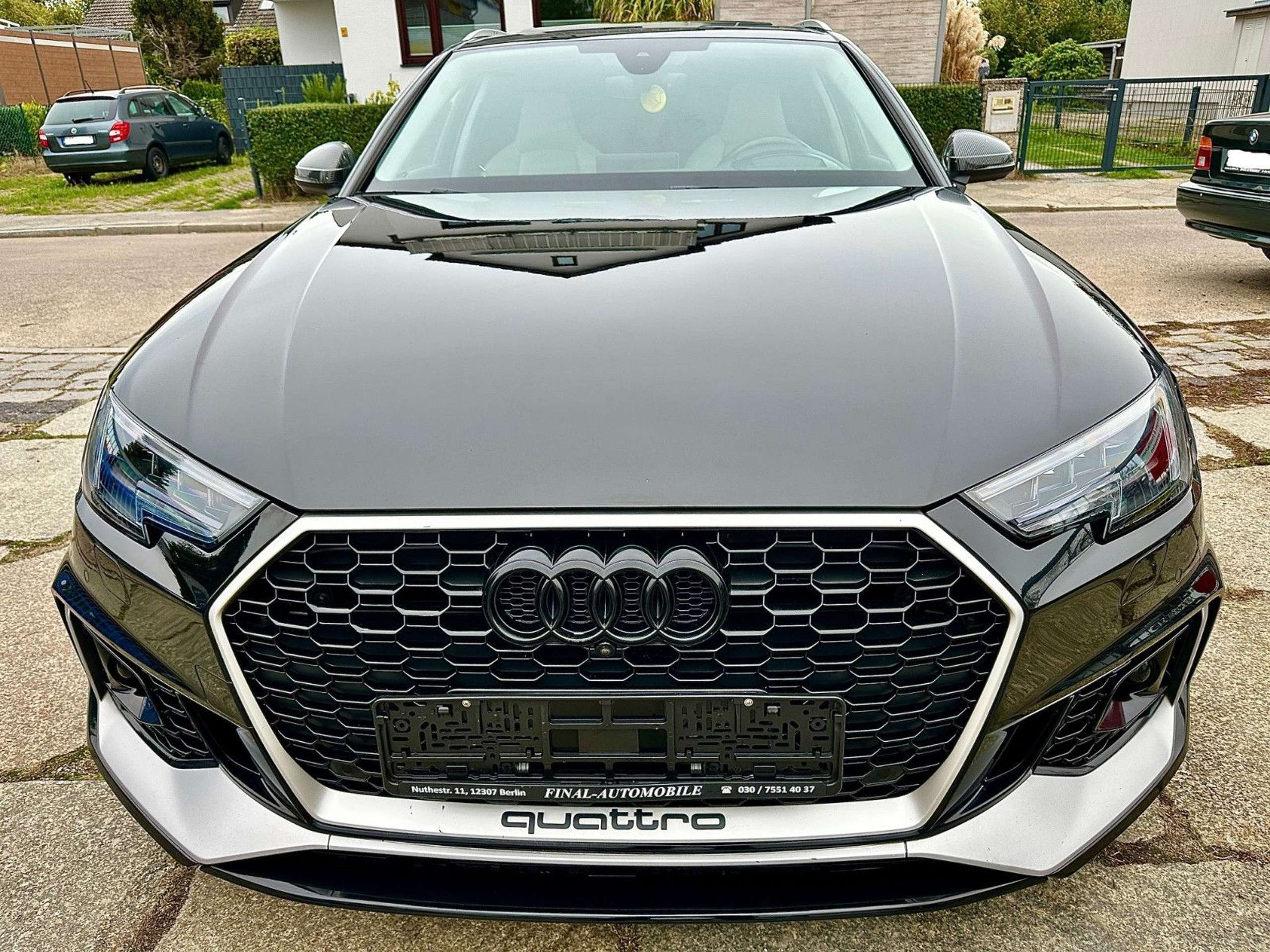 Audi - RS4