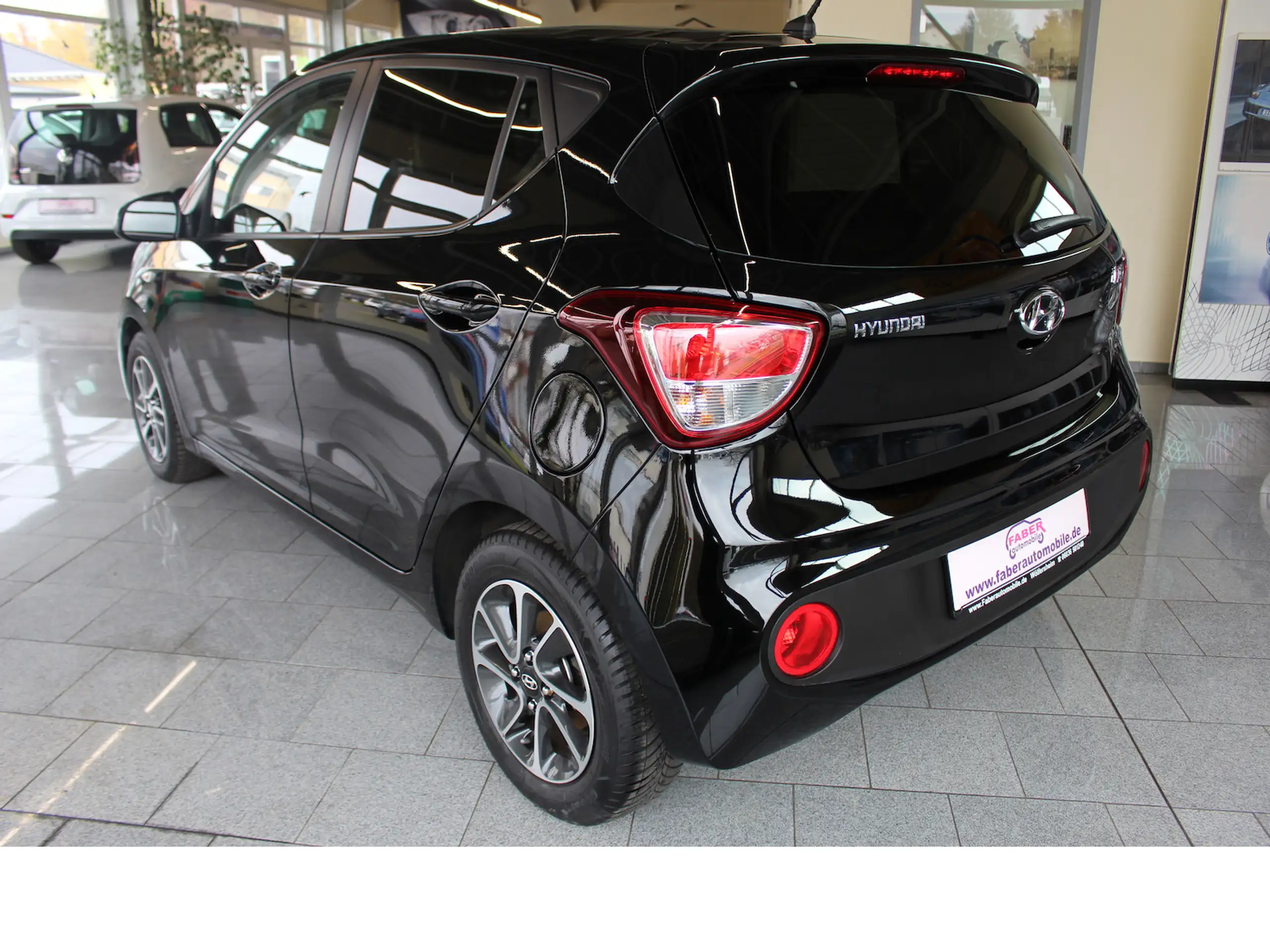 Hyundai - i10