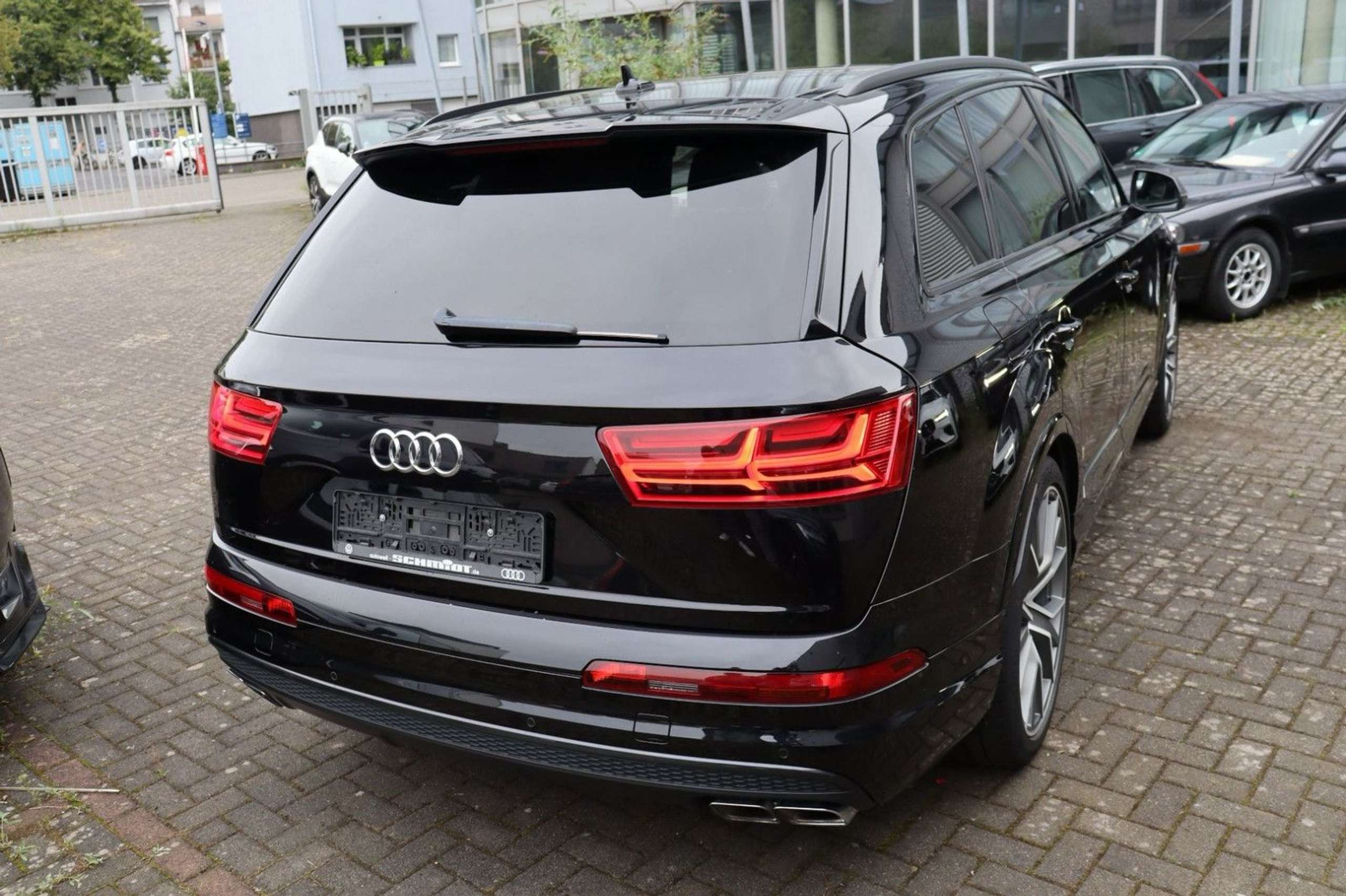 Audi - SQ7