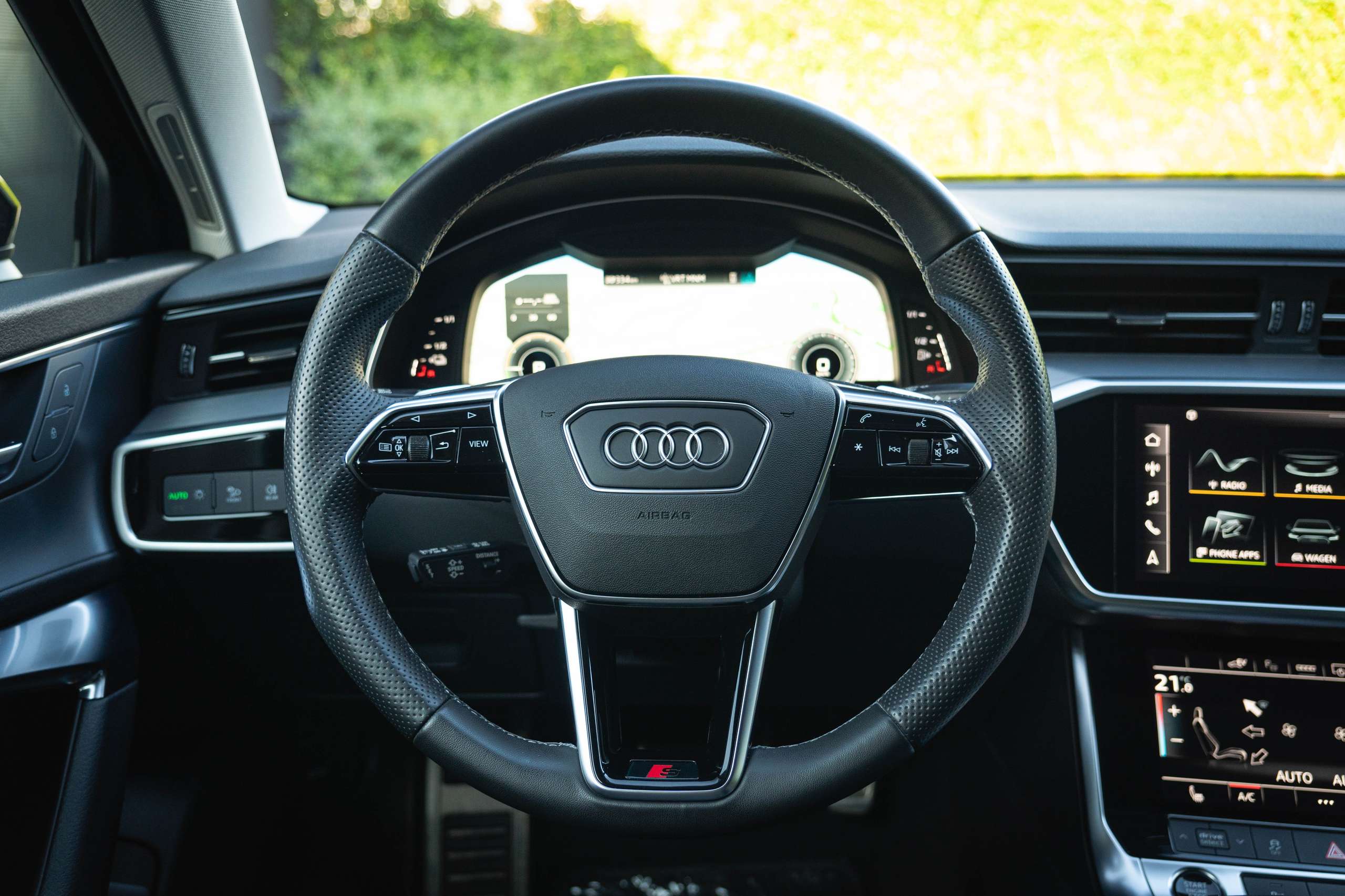 Audi - A6