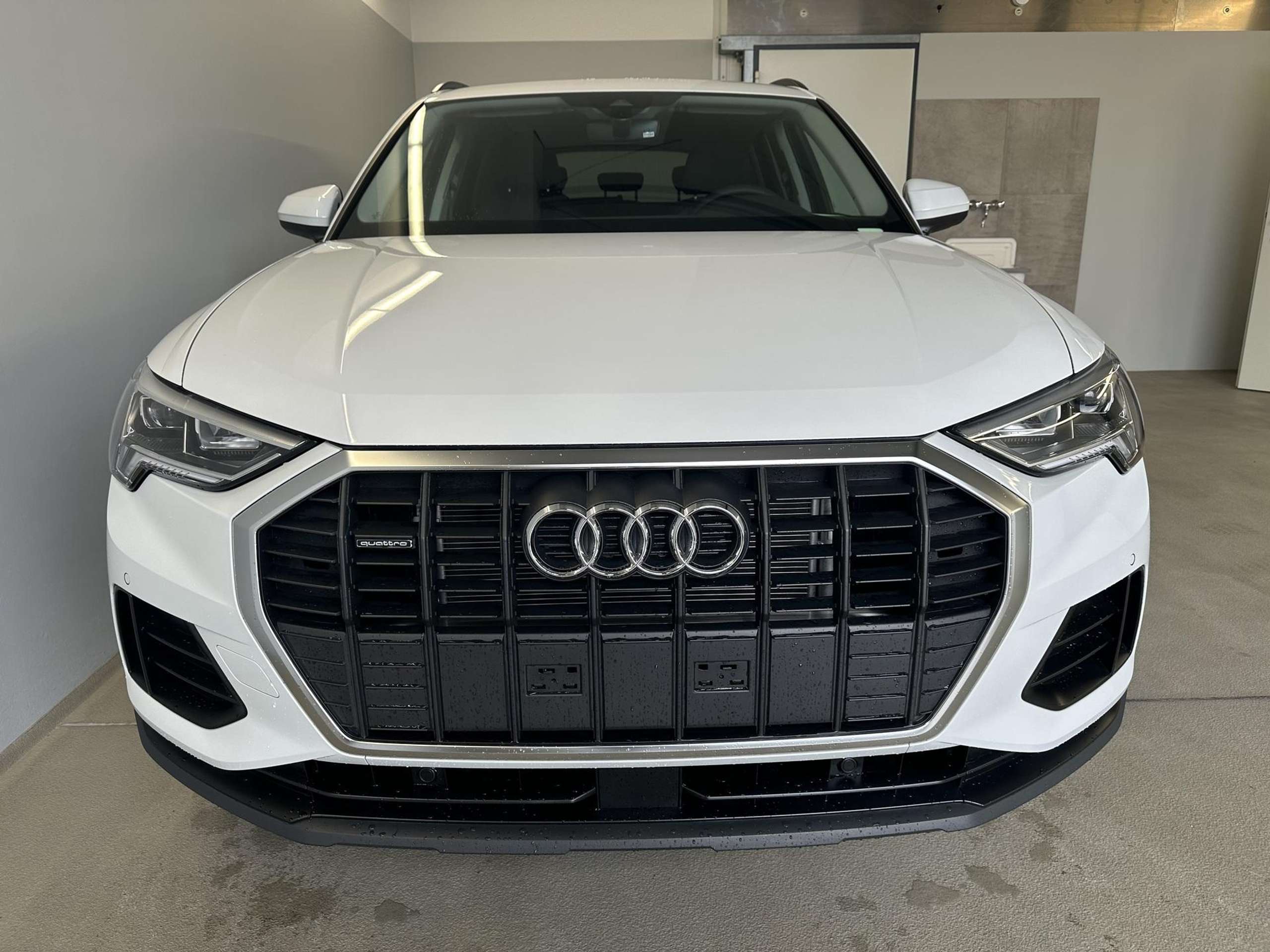 Audi - Q3