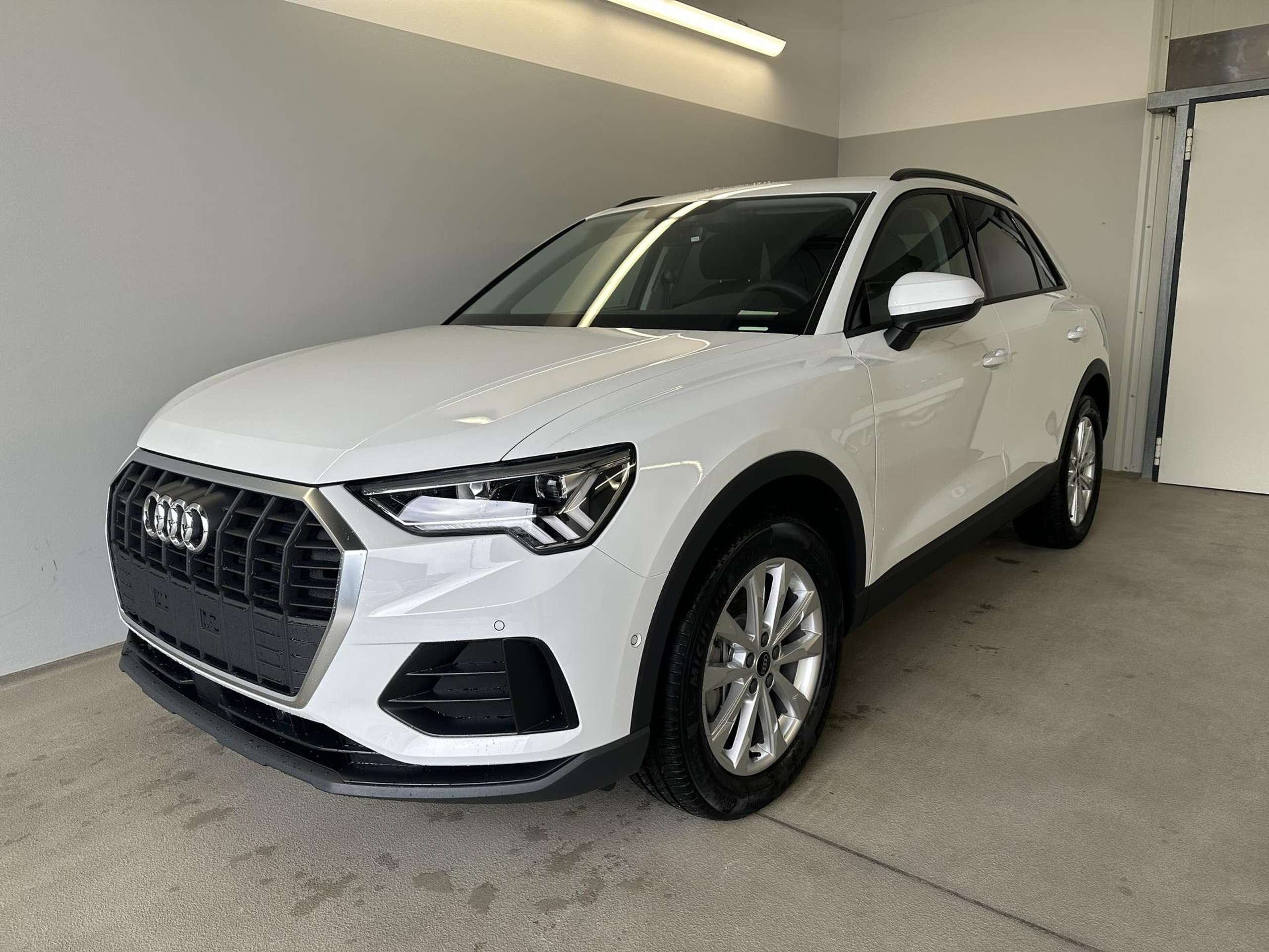 Audi - Q3