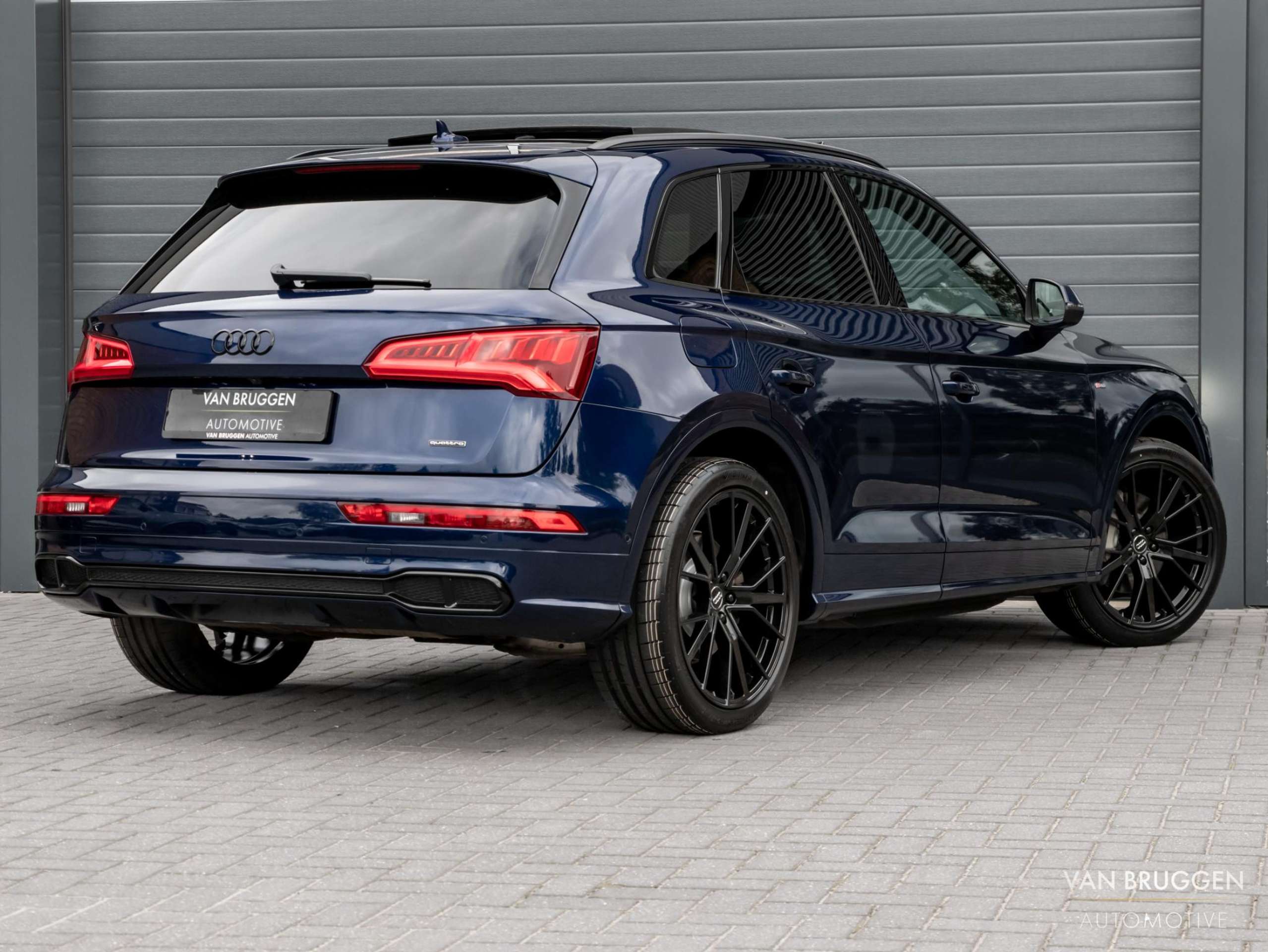 Audi - Q5