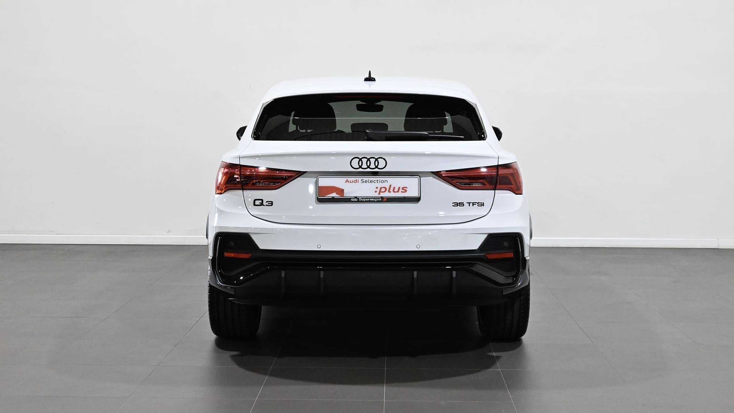 Audi - Q3